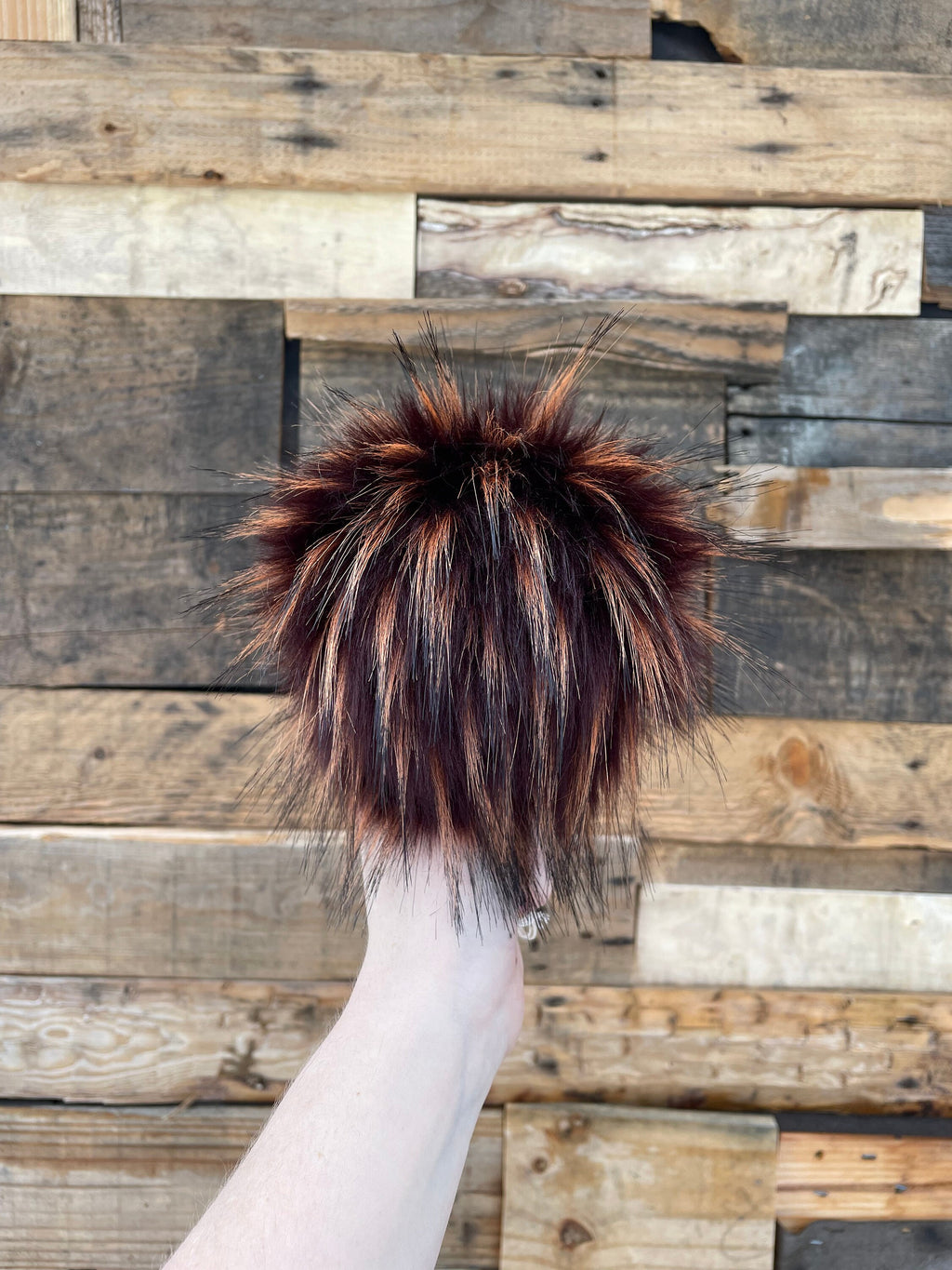 Toffee luxe faux fur pom pom