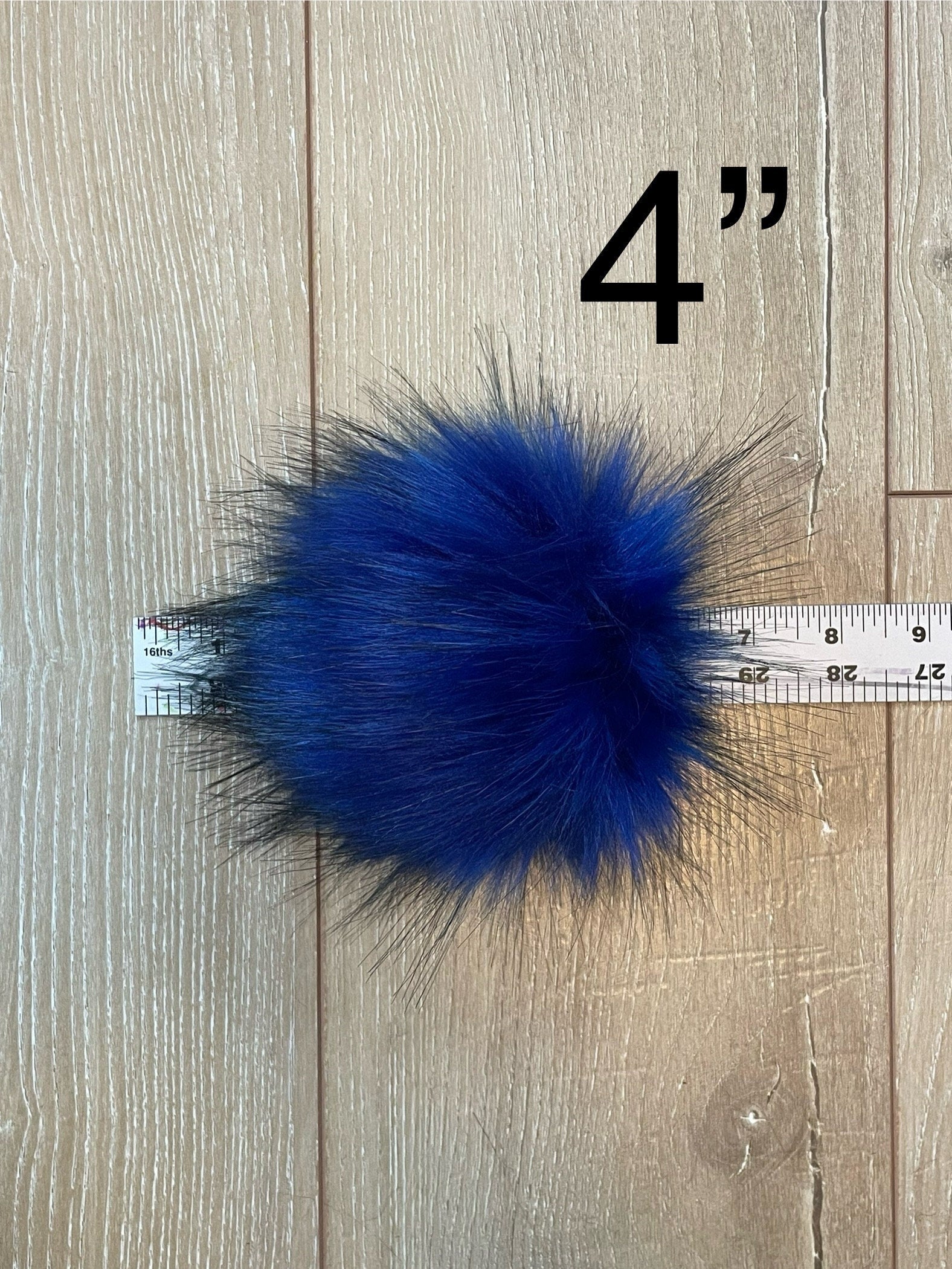 Sapphire luxe Pom