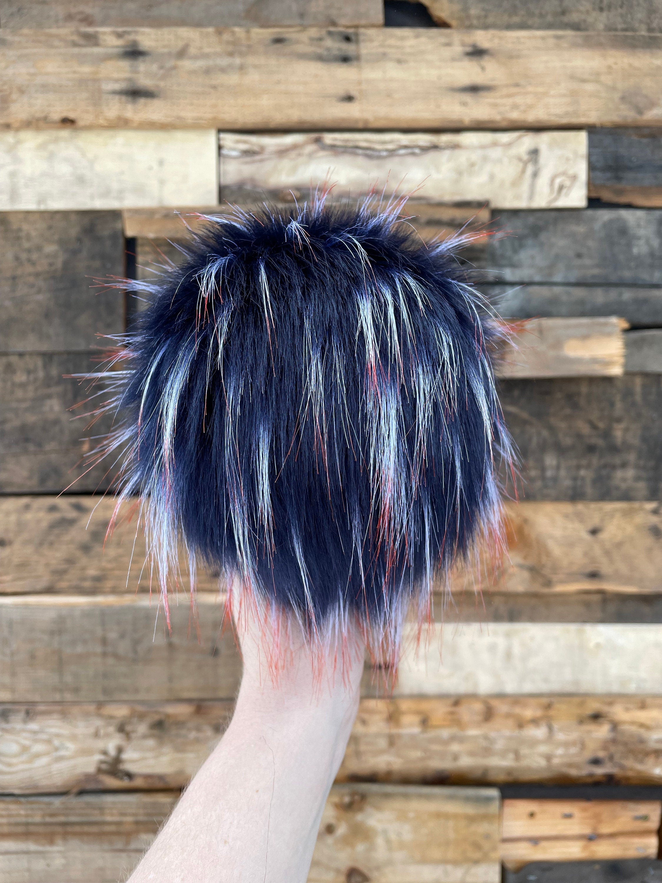 Midnight sky luxe Pom