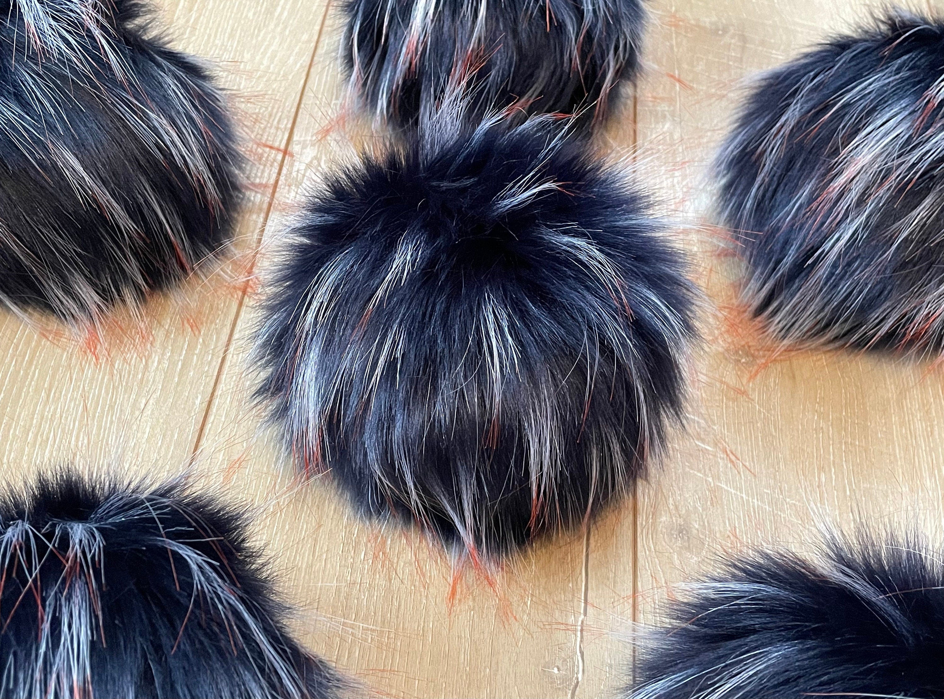 Midnight sky luxe Pom