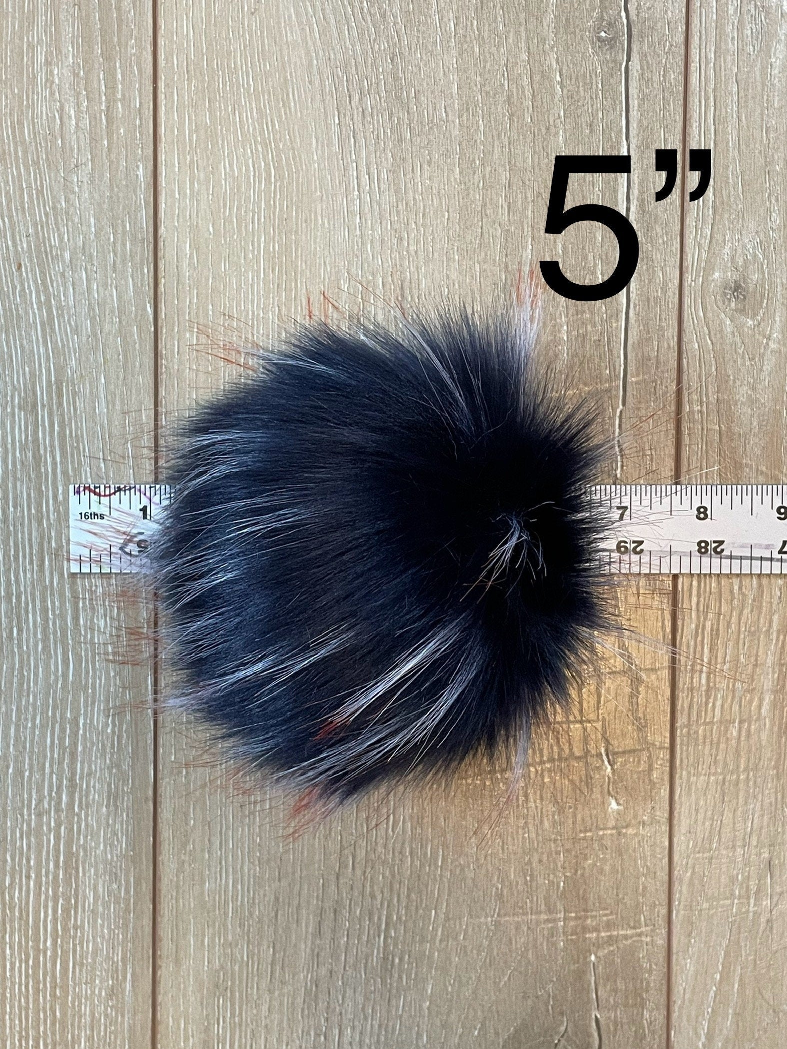 Midnight sky luxe Pom