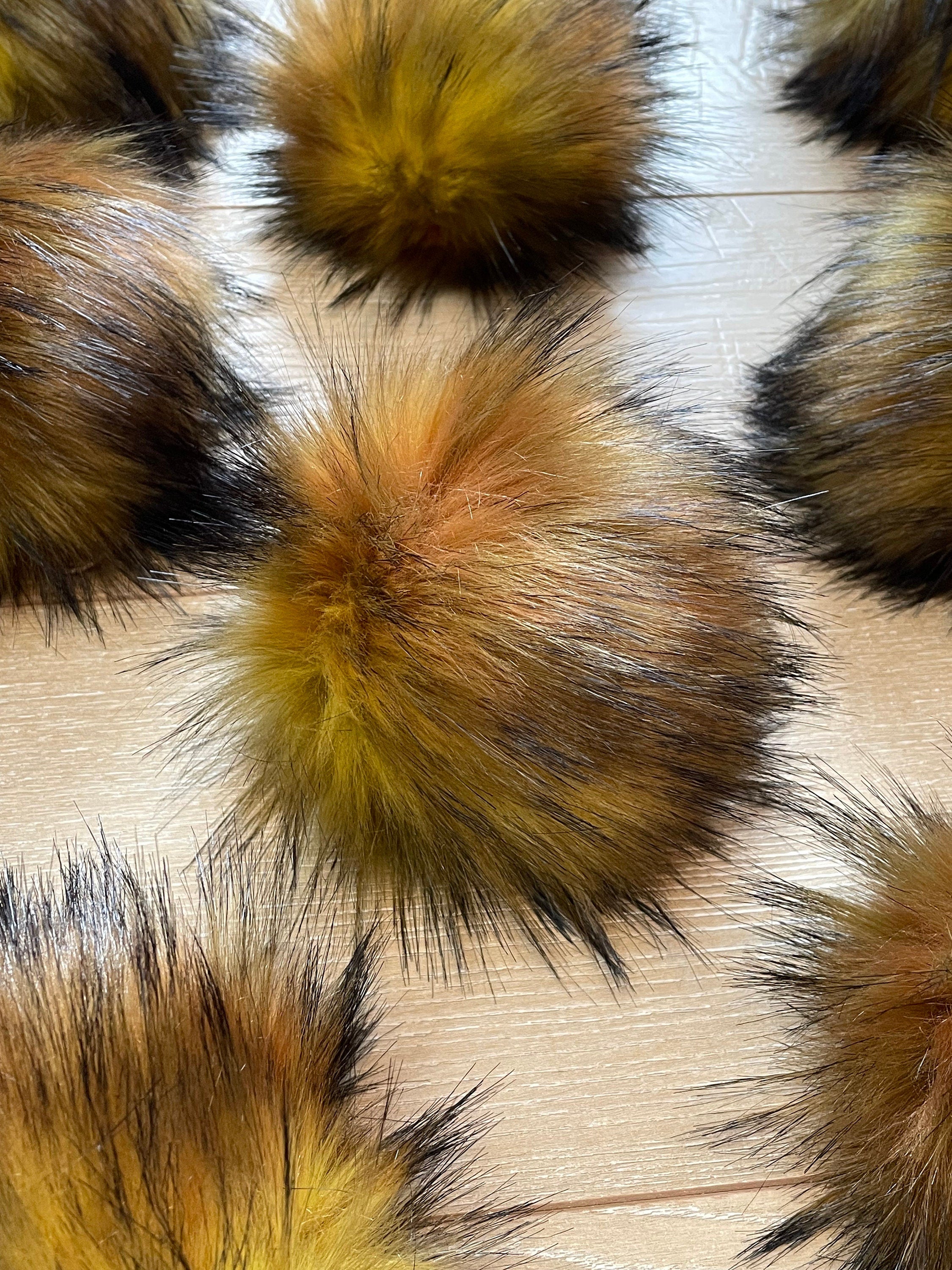 Autumn leaves luxe Pom