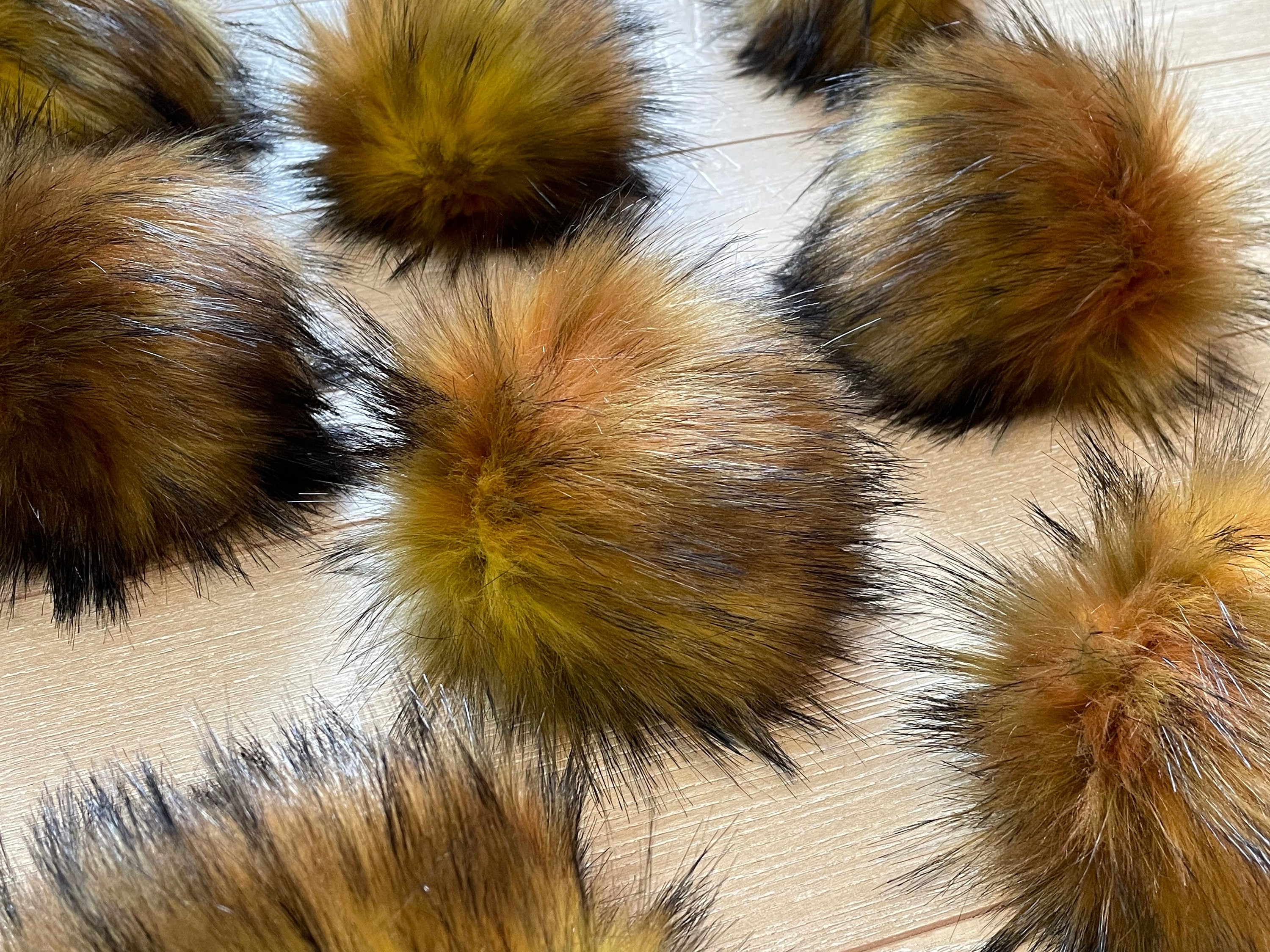 Autumn leaves luxe Pom