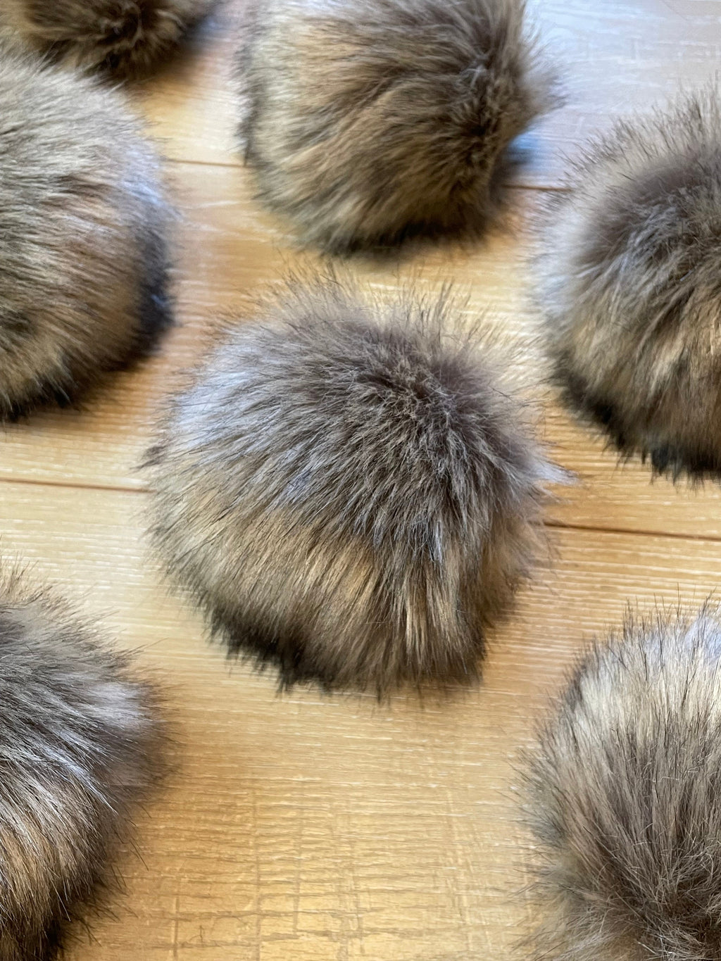 Bunny faux fur pom pom