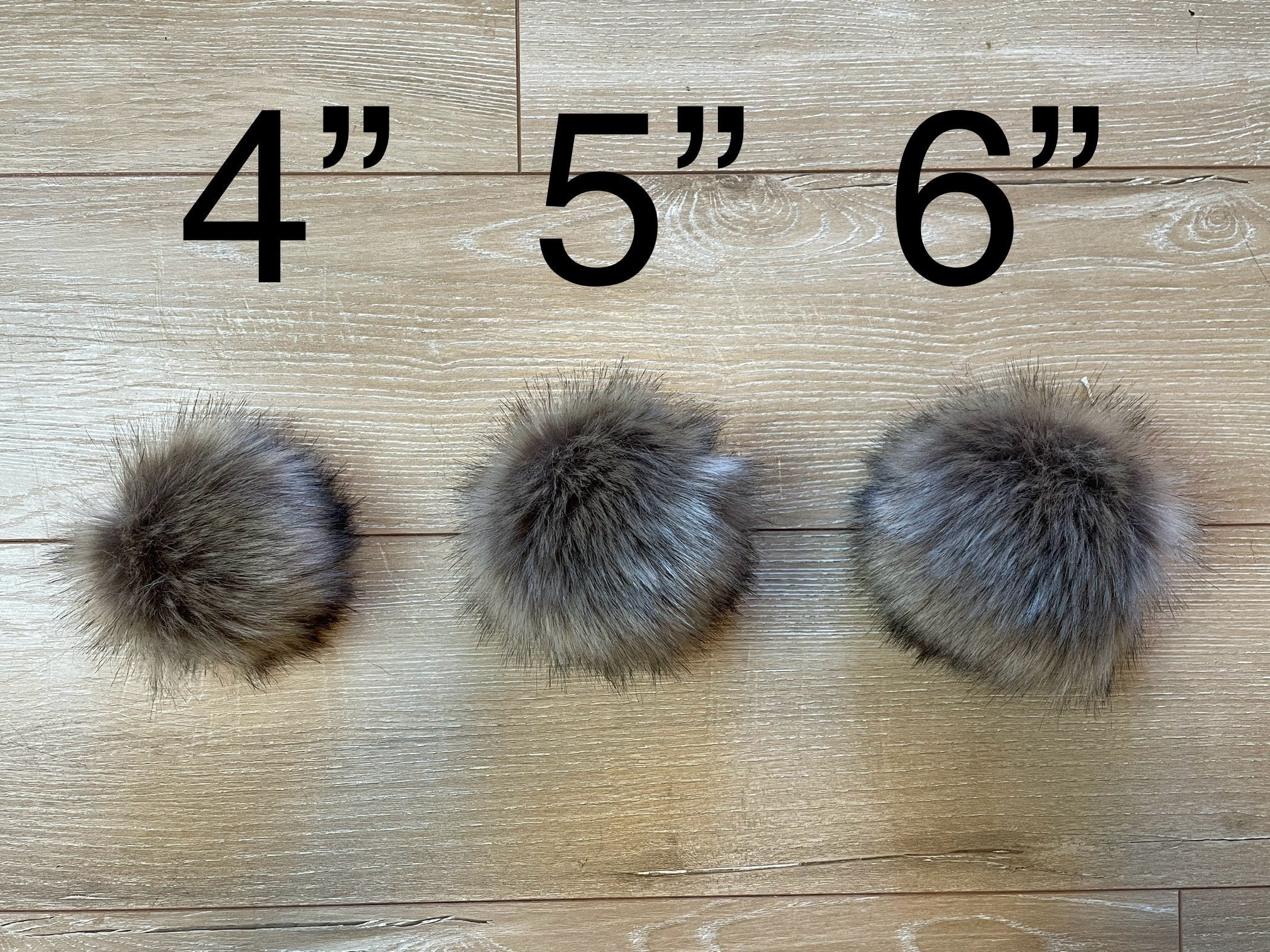 Bunny faux fur pom pom