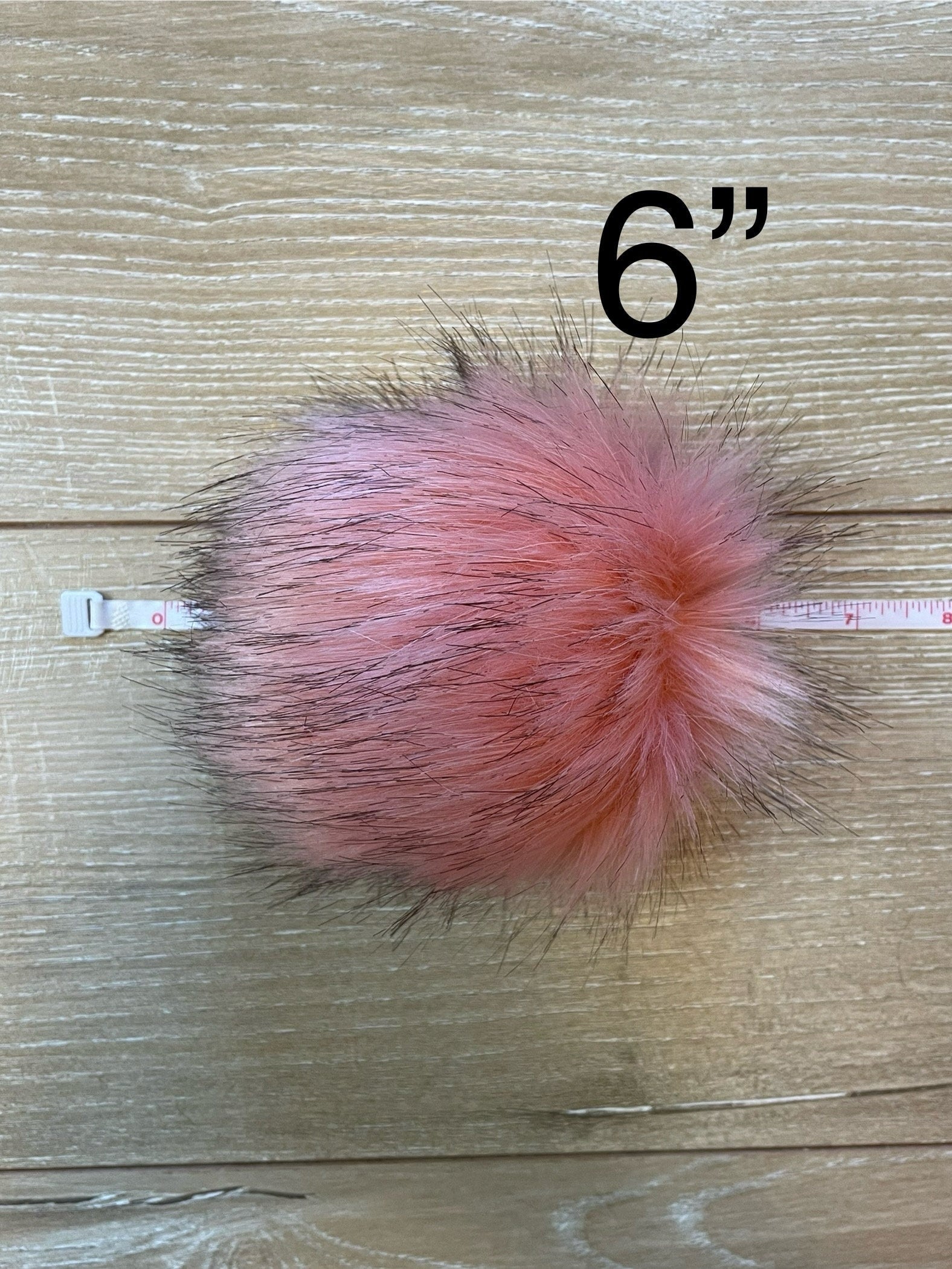 Flamingo faux fur Pom