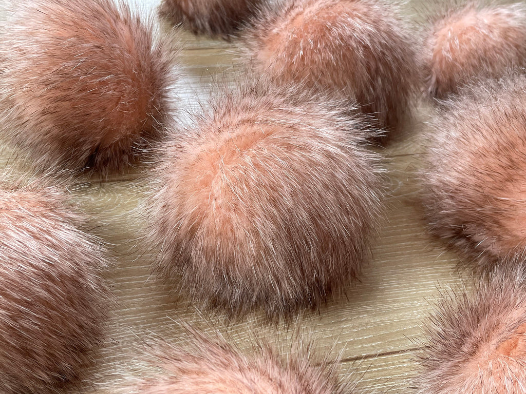 Pheasant luxe Pom