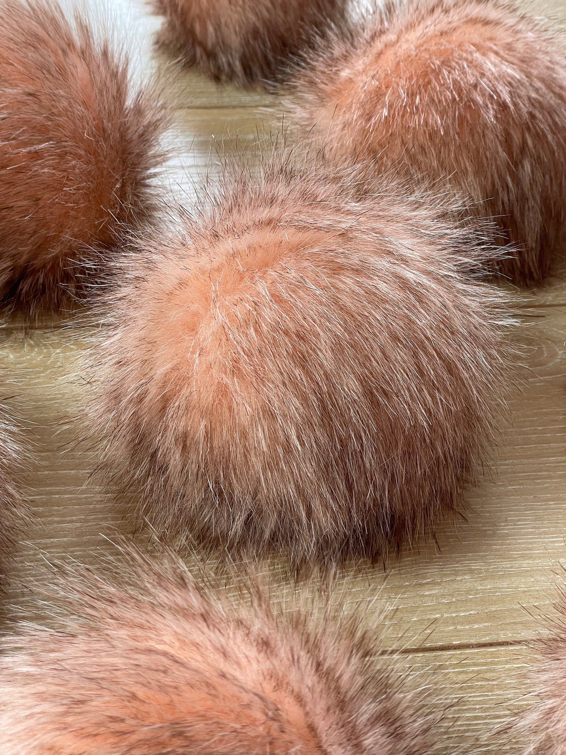 Pheasant luxe Pom