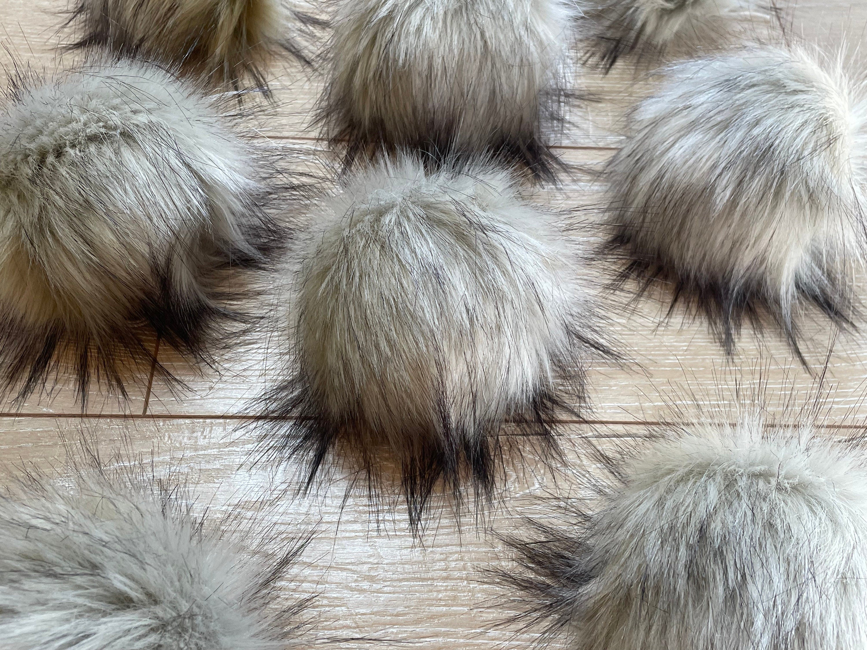 Ferret faux fur  Pom