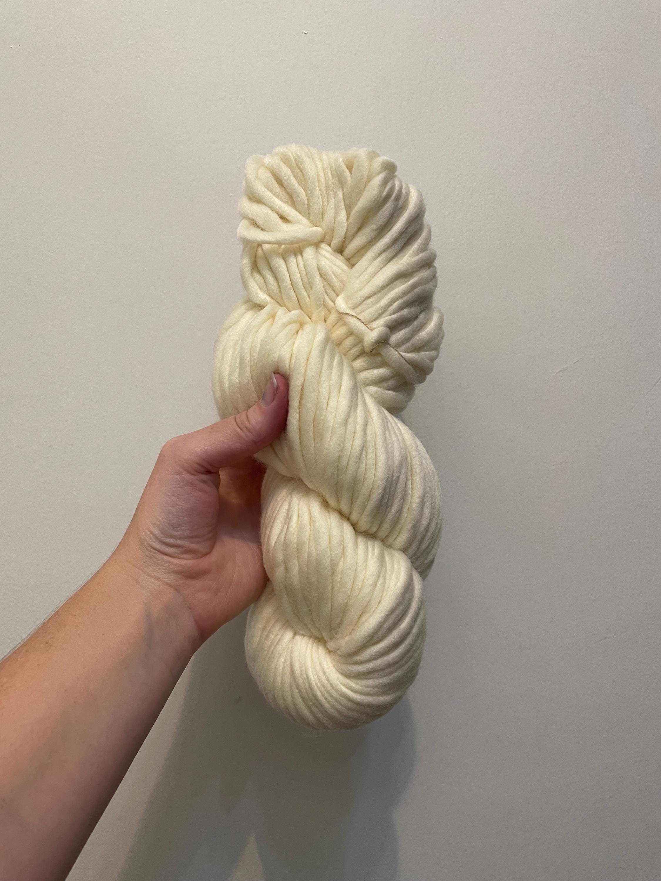 Natural super bulky merino wool yarn
