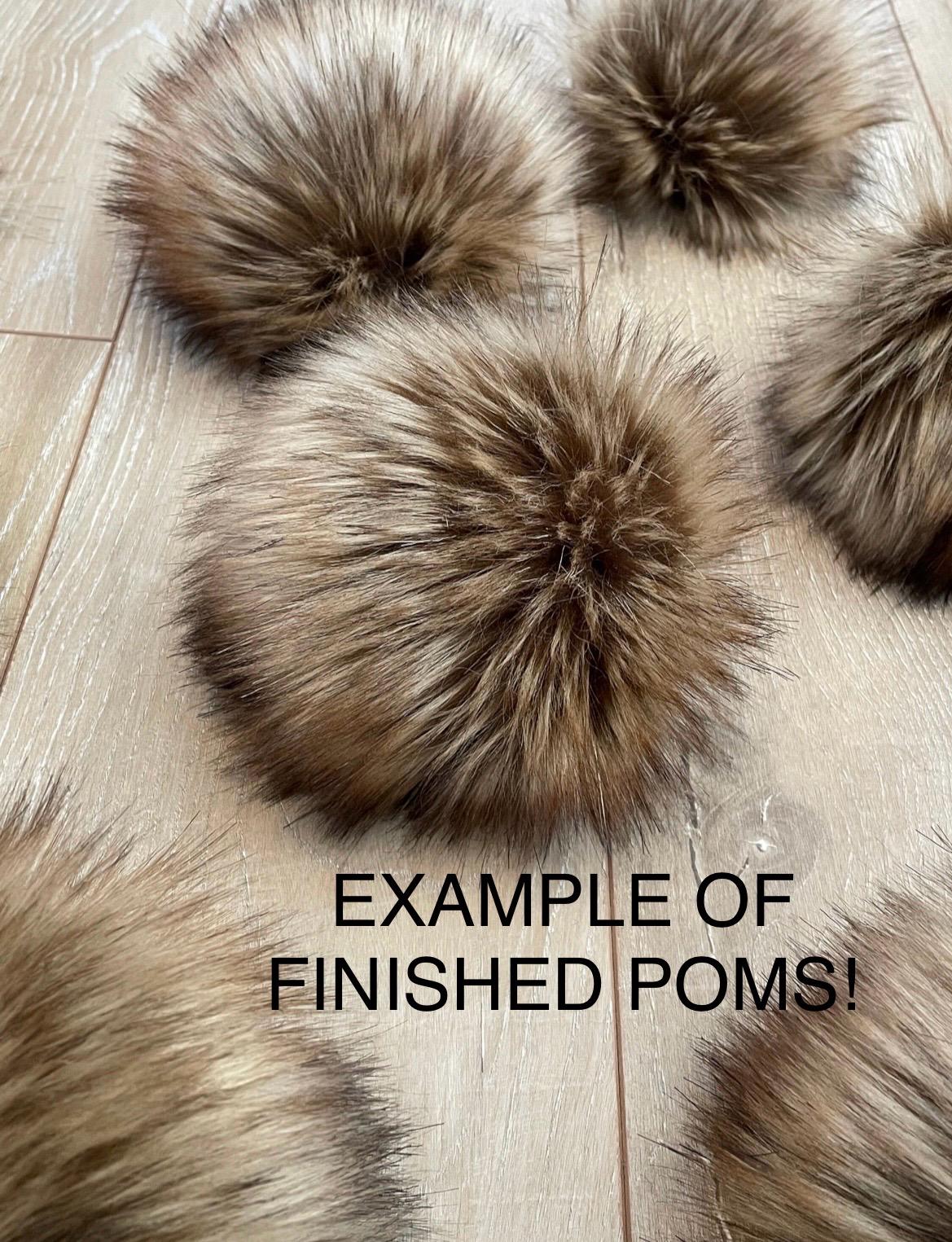 DIY Highland SQUARE Faux fur Pom Pom