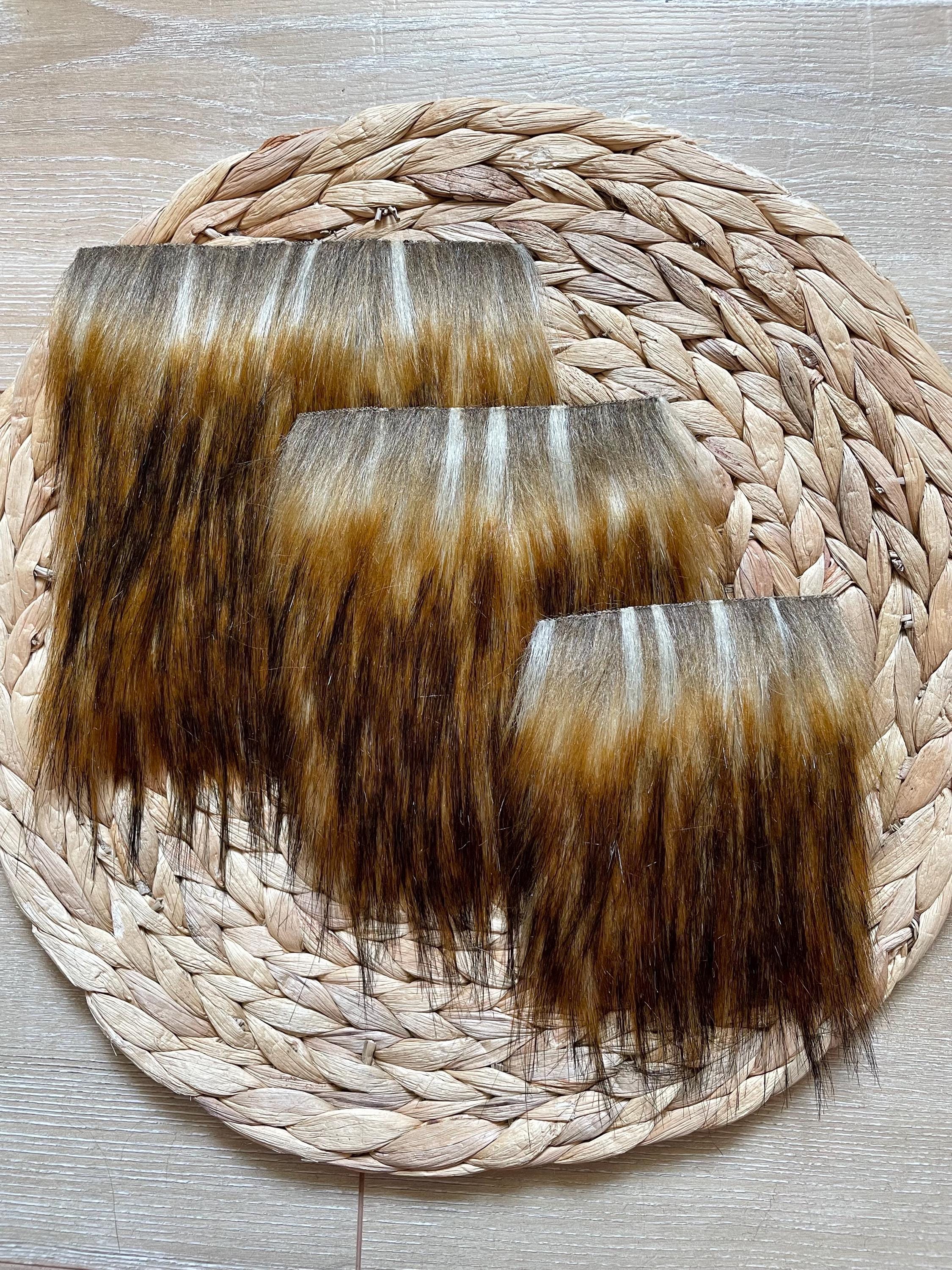 DIY Goldy SQUARE Faux fur Pom Pom