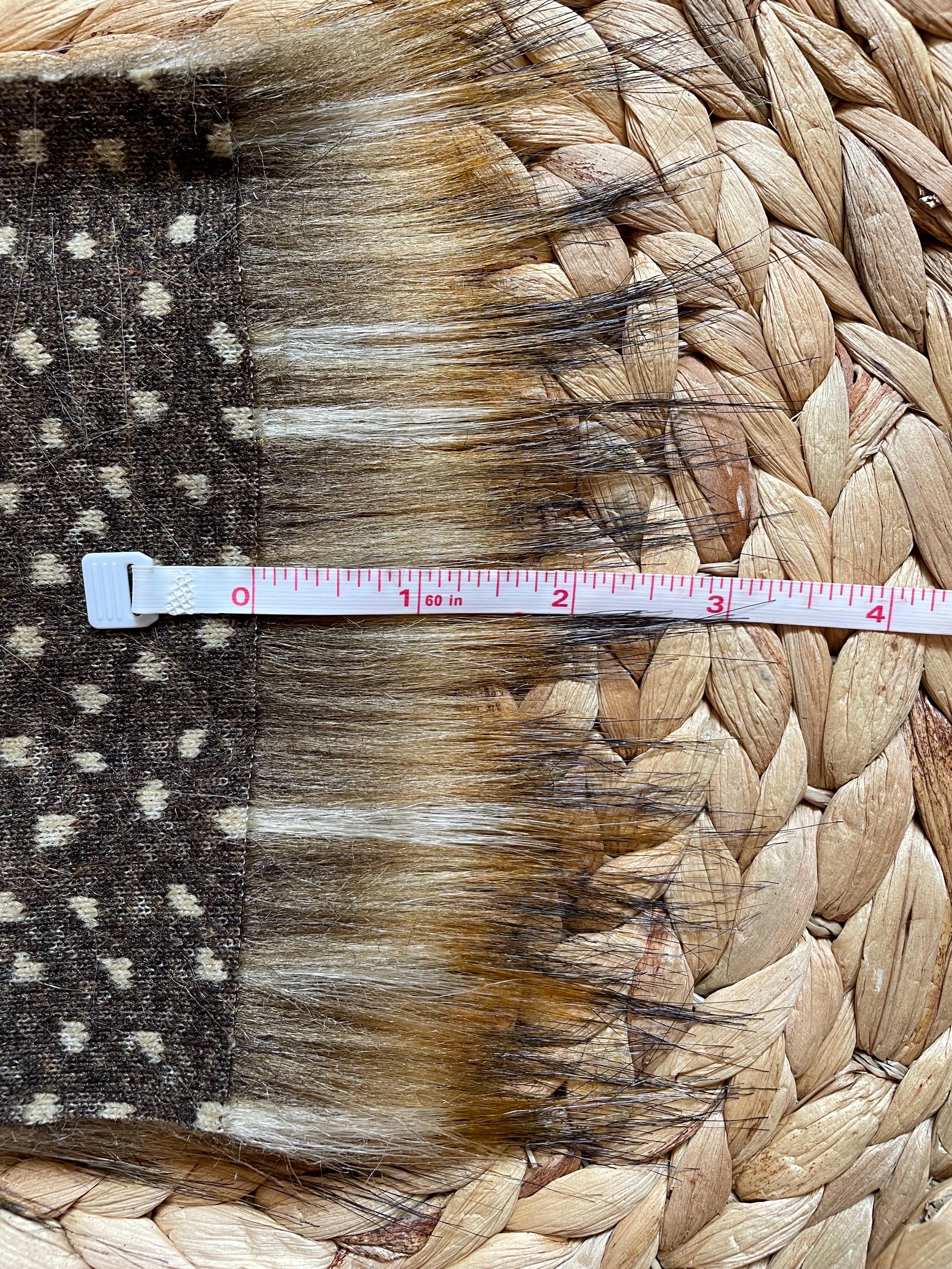 DIY Goldy SQUARE Faux fur Pom Pom