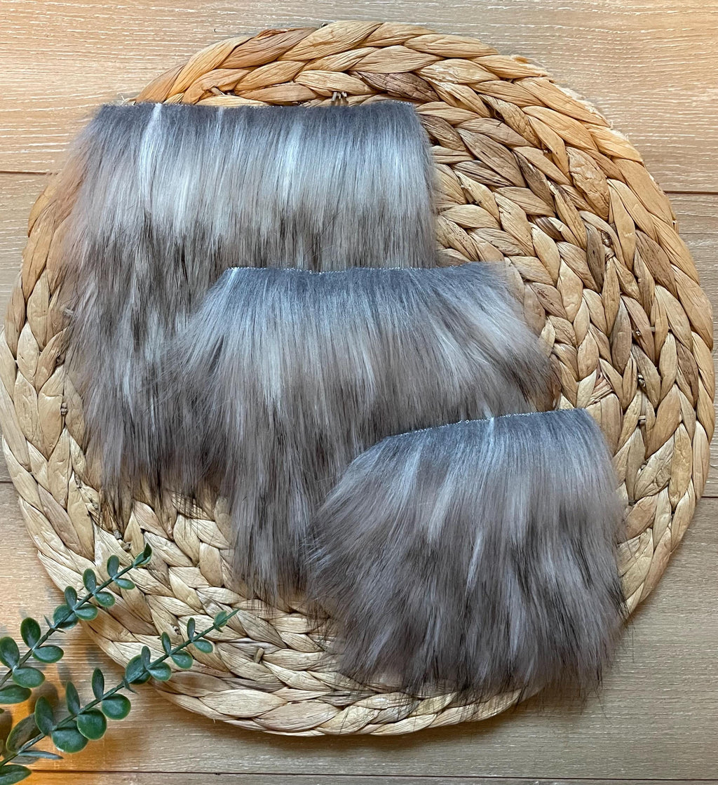 DIY Gray wolf SQUARE Faux fur Pom Pom