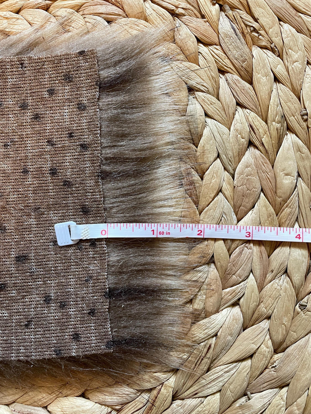 DIY Highland SQUARE Faux fur Pom Pom