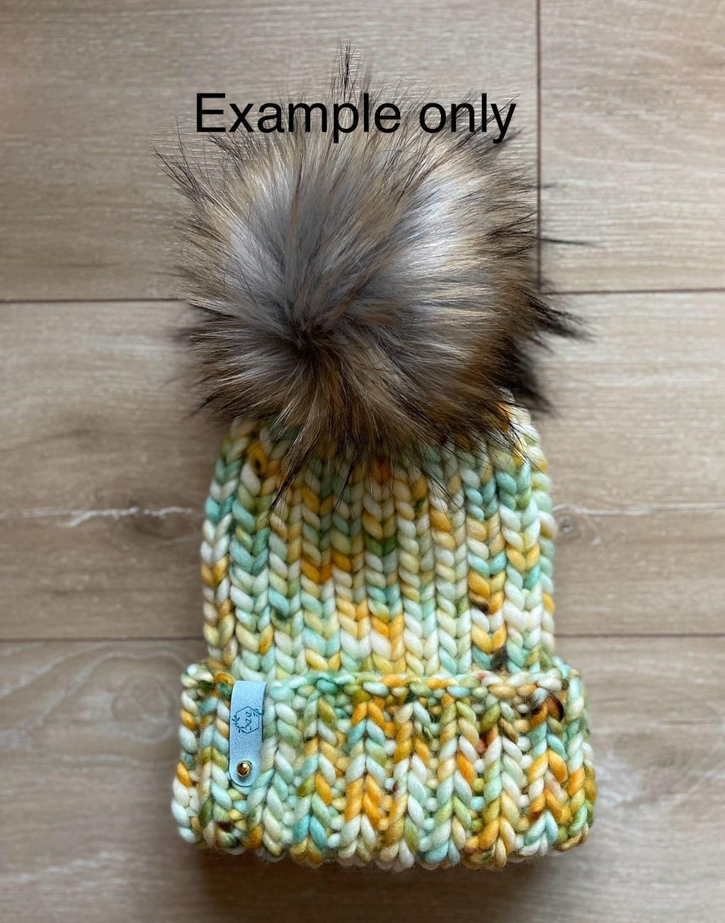 Summer skies Hand dyed super bulky merino wool, size 6 , 98 yards, natural, speckled, solid, multicolor, indie dye, superwash