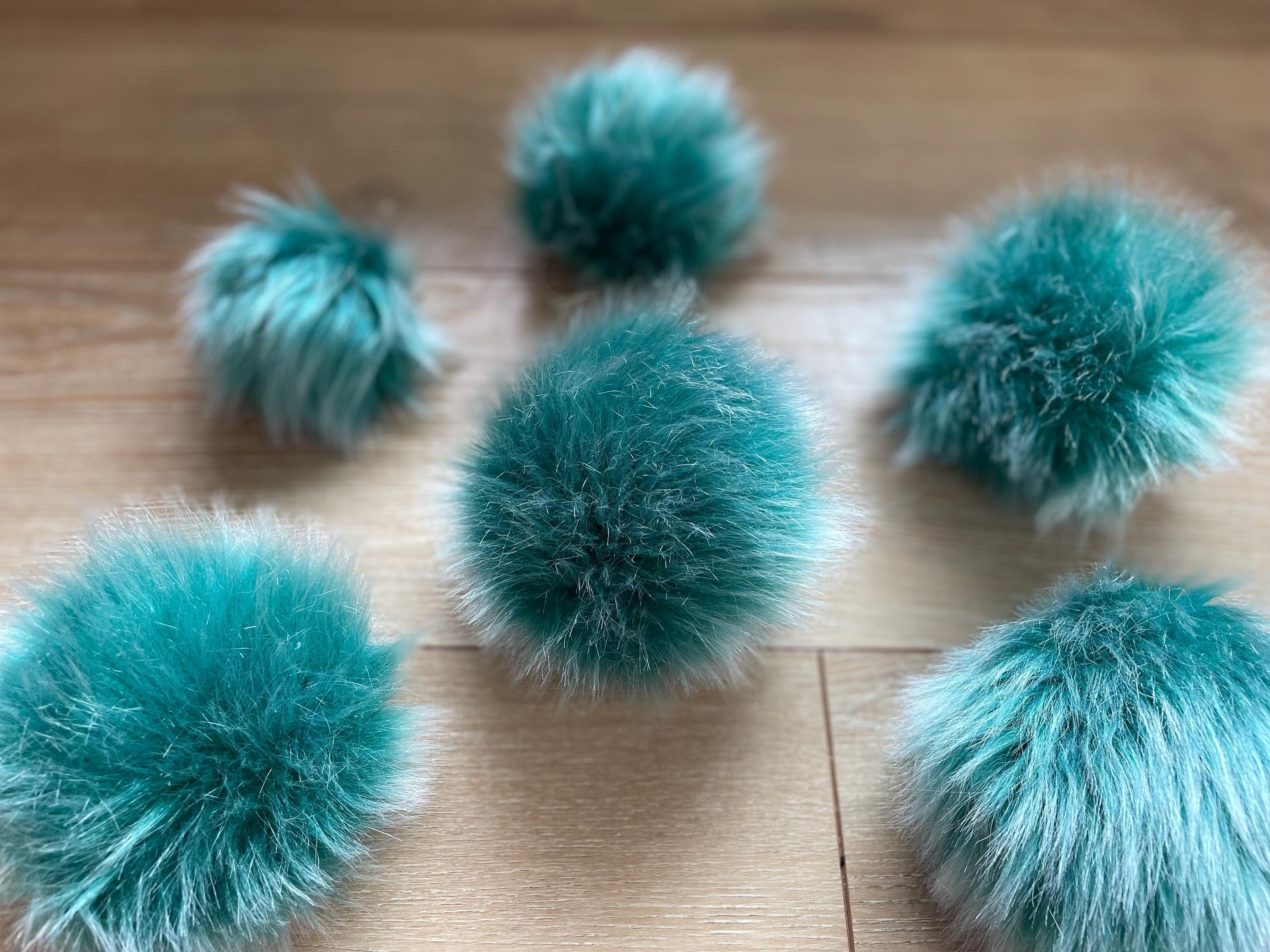 Sage pearl Pom