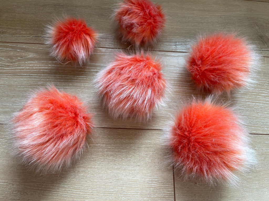 Orange pearl Pom