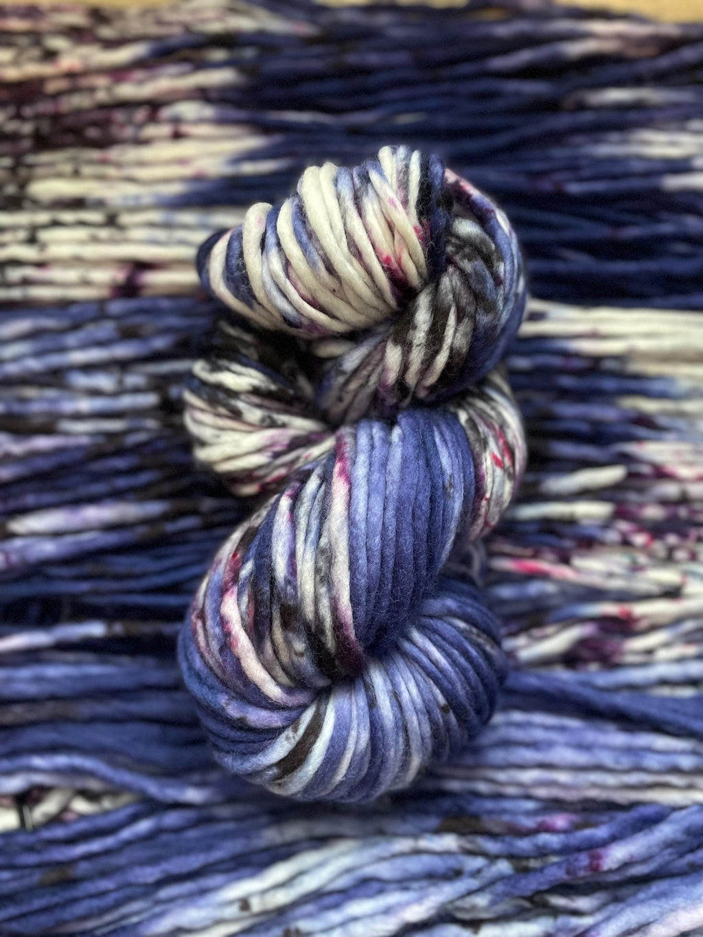 Violet eyes Hand dyed super bulky merino wool, size 6 purple blue, speckled, solid, multicolor, indie dye, superwash