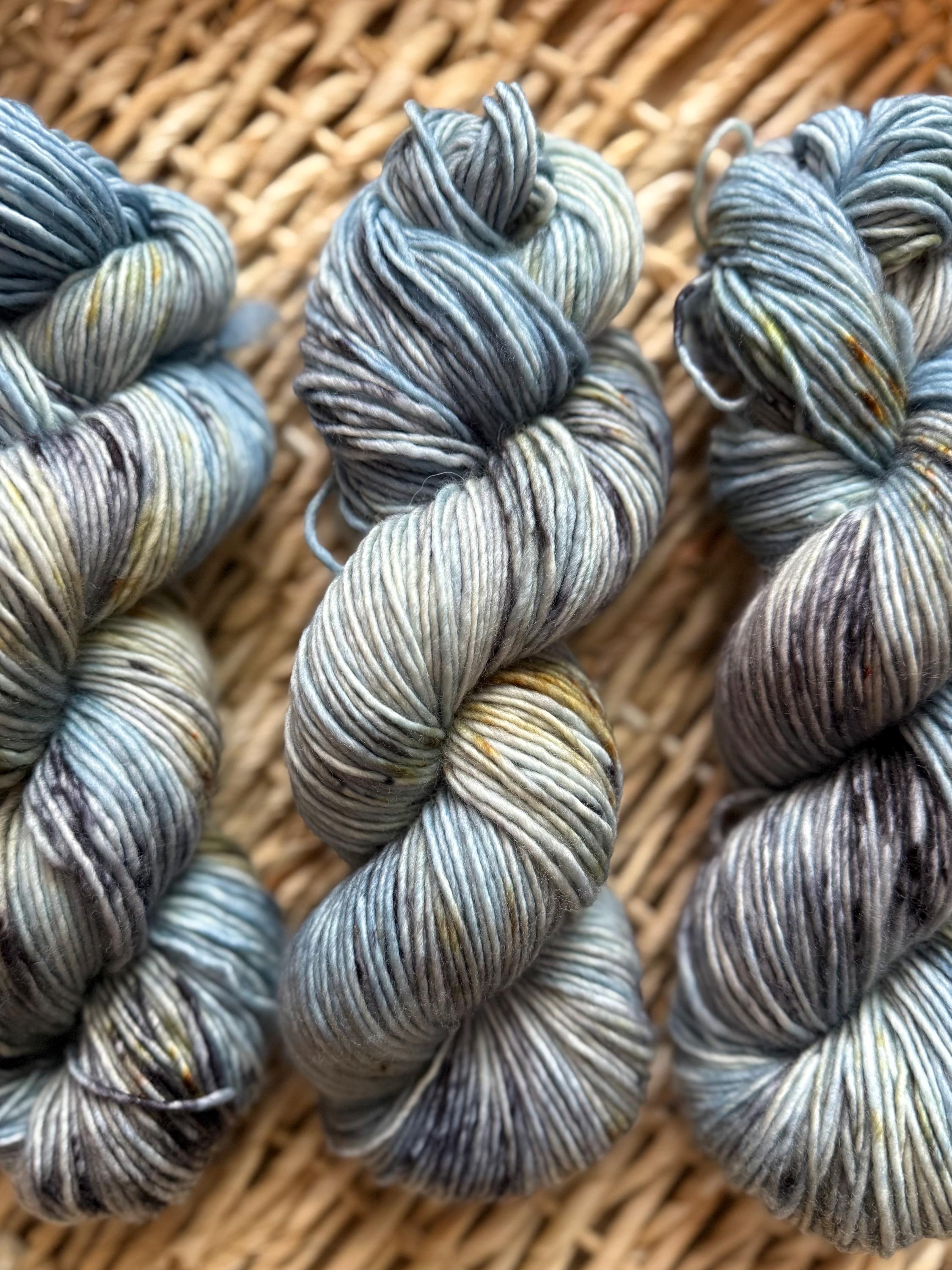Feyre darling hand dyed (worsted/aran) merino wool yarn