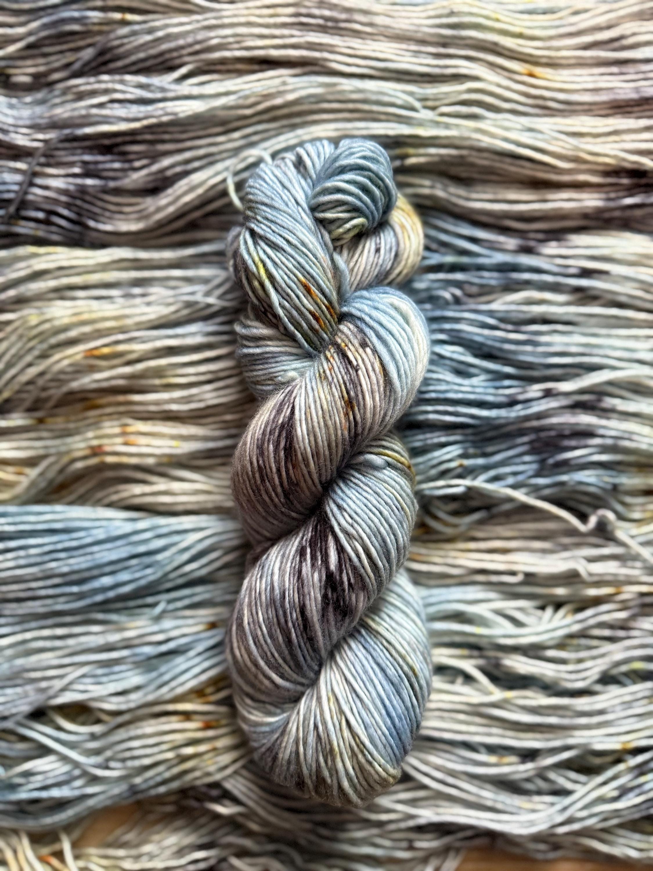 Feyre darling hand dyed (worsted/aran) merino wool yarn