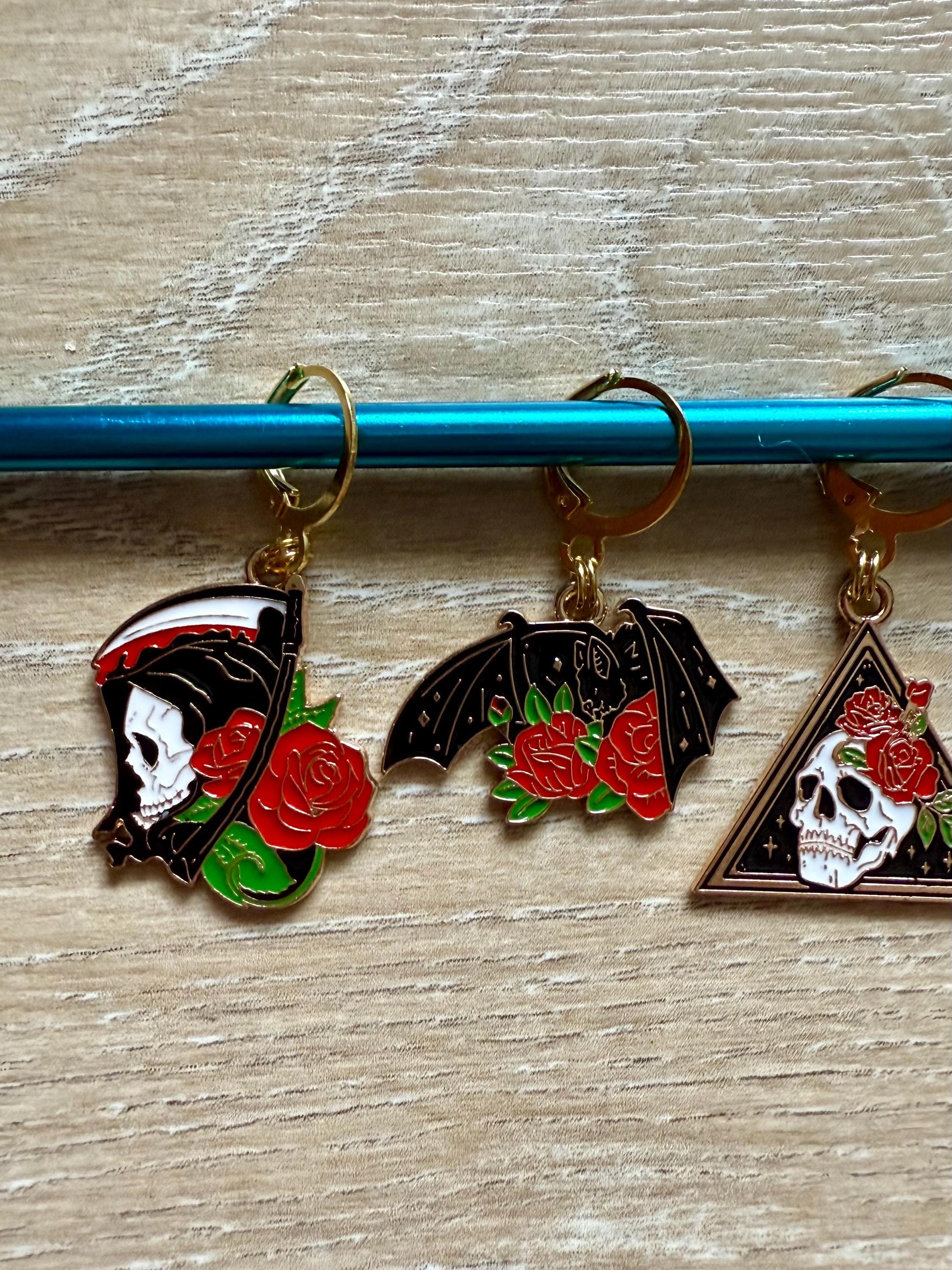 Stitch markers, crochet, knit, gold plated, round clasp, 5 pack, skull, red rose, knitting, open and closet, gothic, emo, goth, dark, black