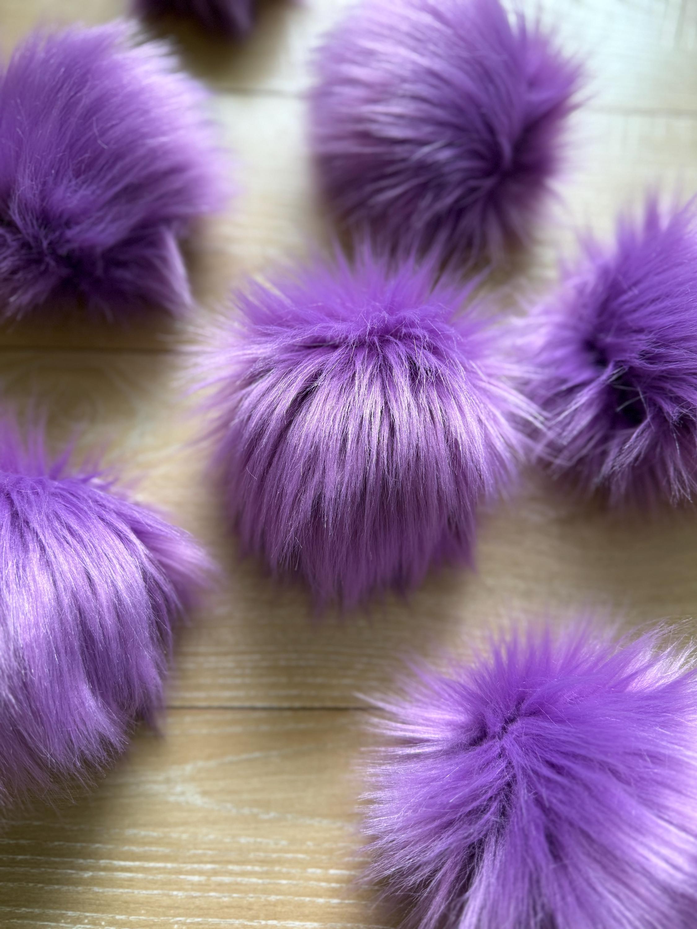 Violet Faux fur Pom Pom
