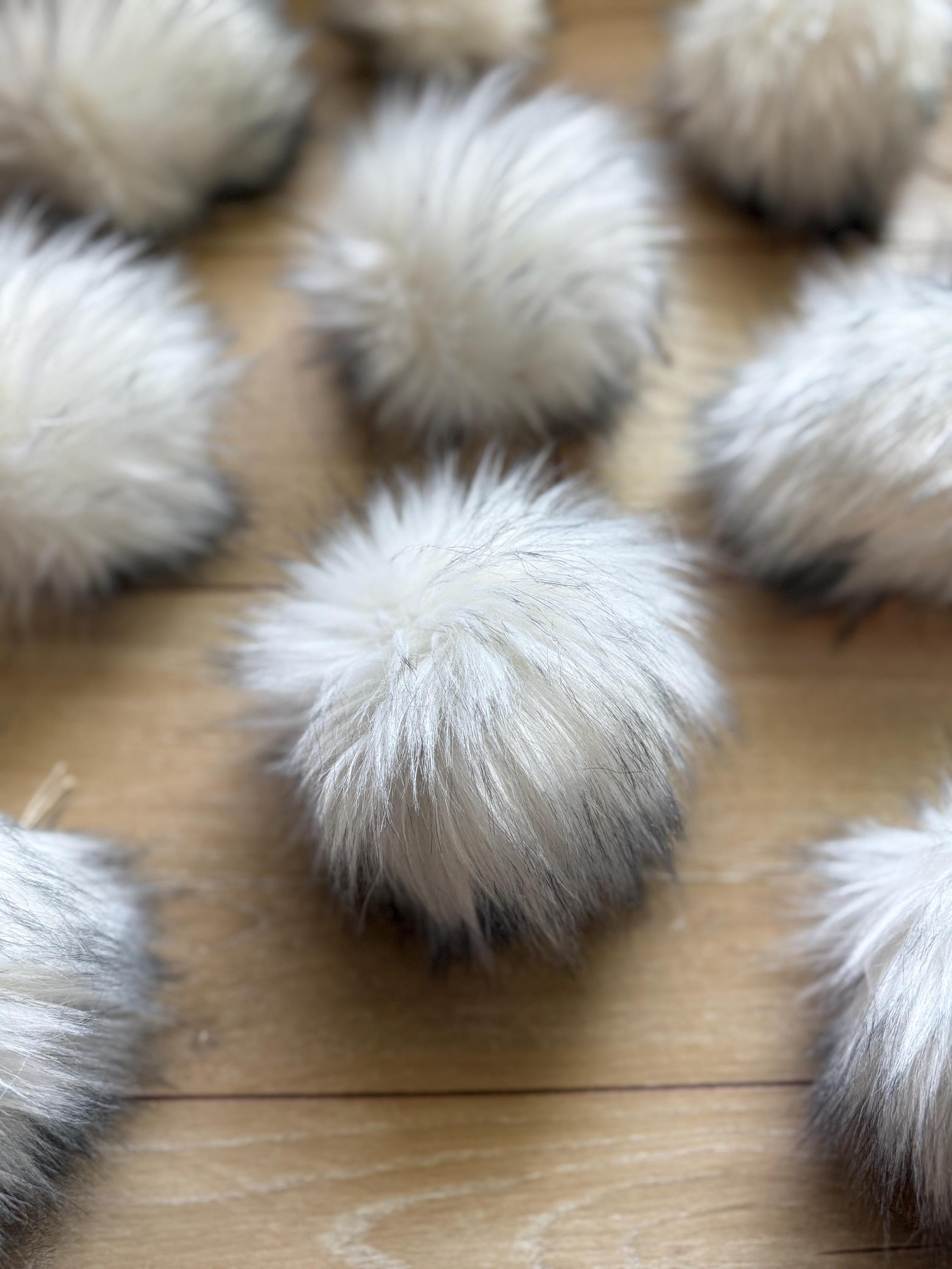 Speckles Faux fur Pom Pom
