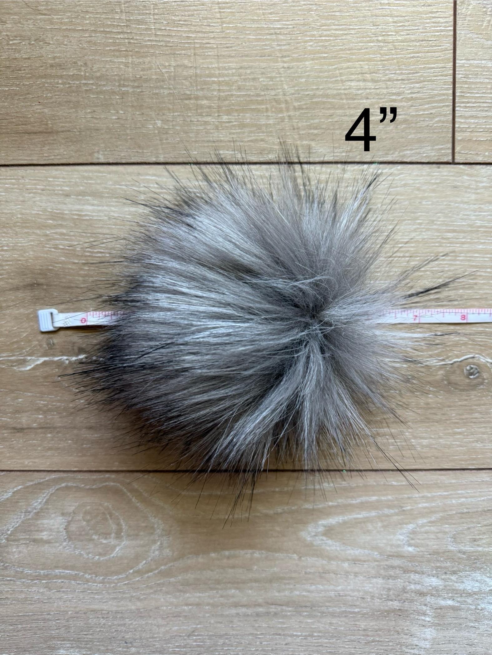 Tundra wolf luxe pom