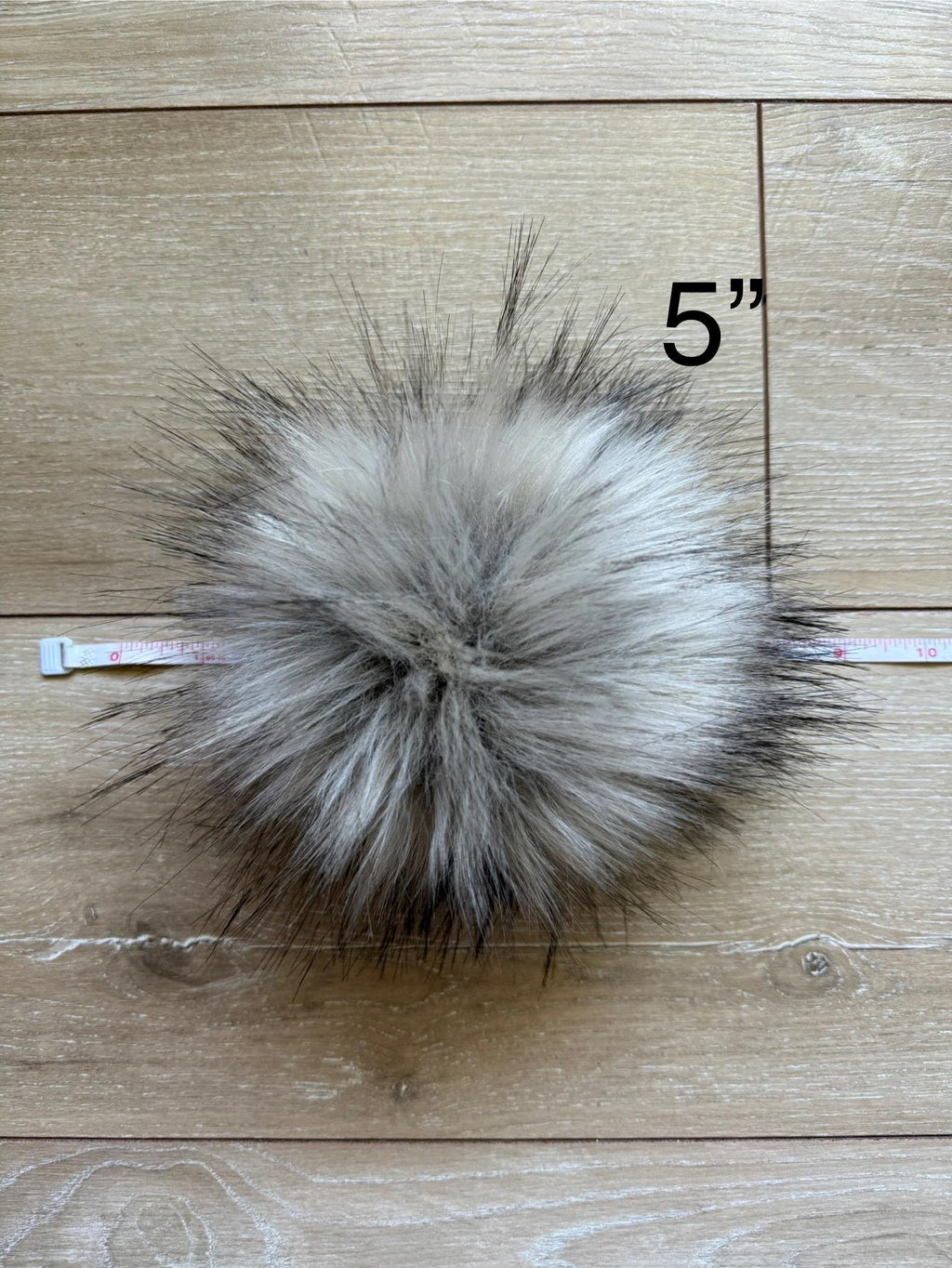 Timber wolf luxe pom