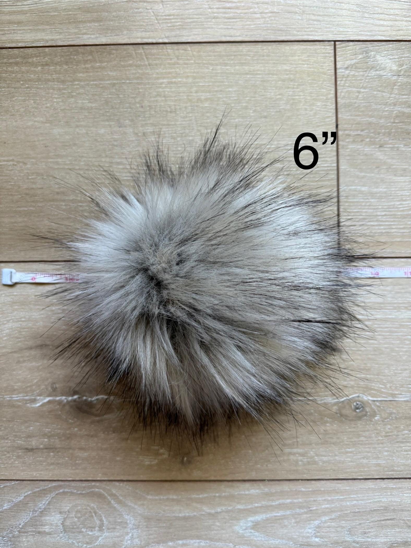 Timber wolf luxe pom