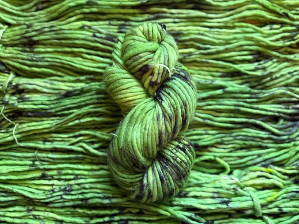 Supernatural Hand dyed super bulky merino wool, size 6 Halloween, green speckled, multicolor, indie dye, superwash colorway