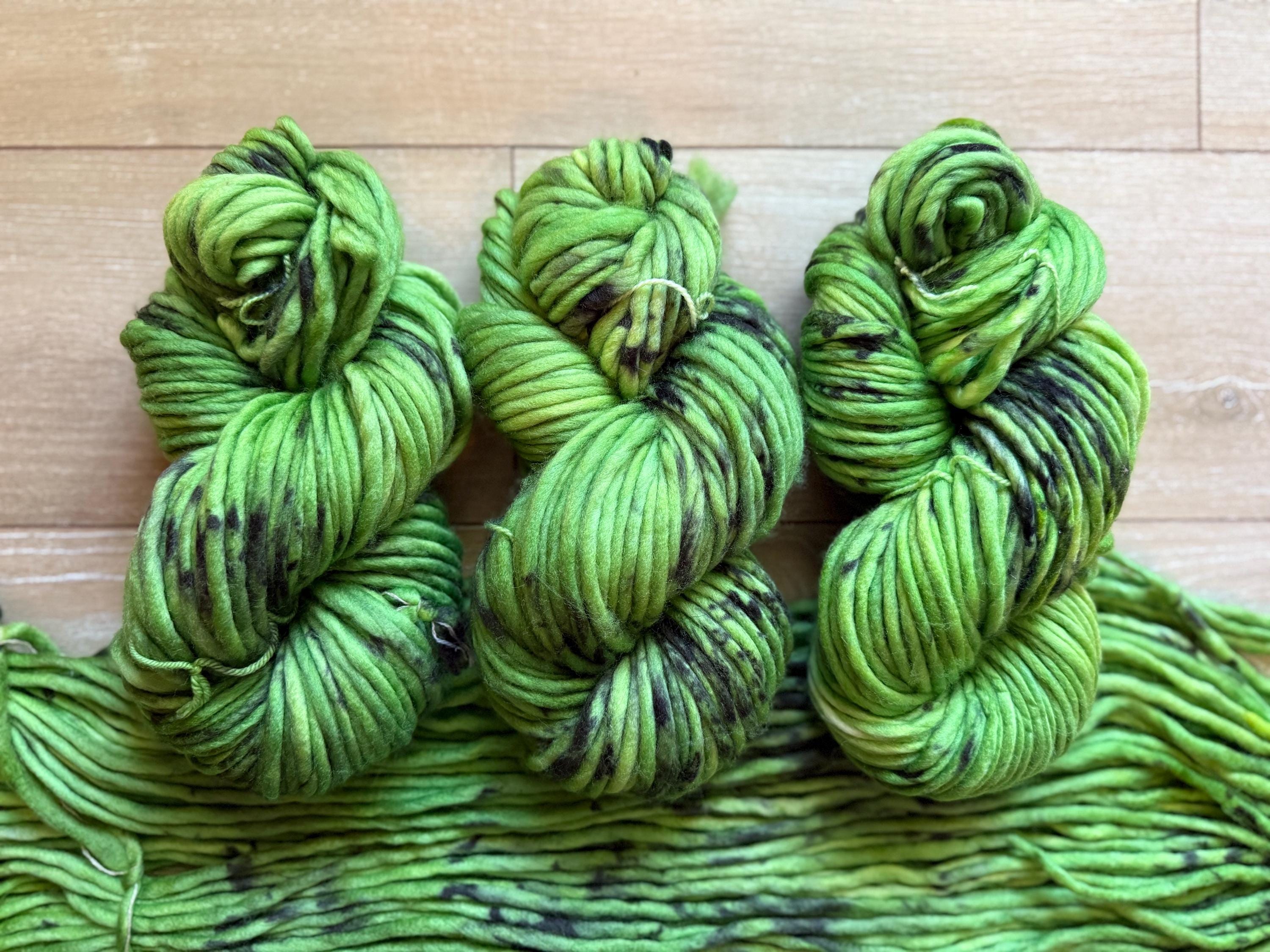 Supernatural Hand dyed super bulky merino wool, size 6 Halloween, green speckled, multicolor, indie dye, superwash colorway