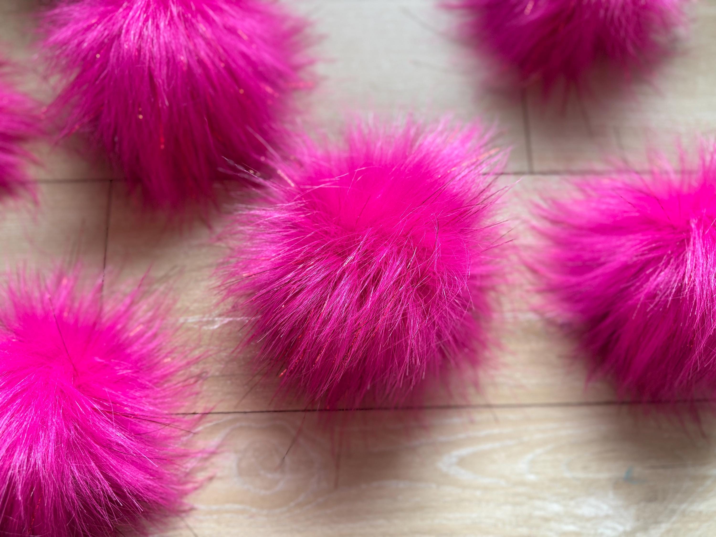 Magenta tinsel Pom