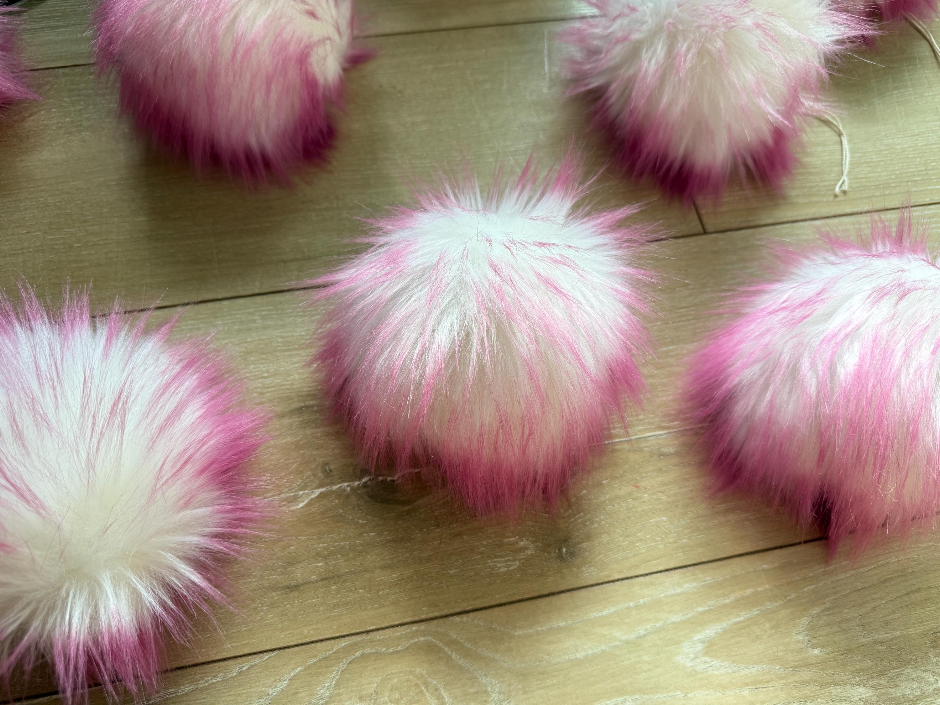 Dusty pink Faux fur Pom Pom