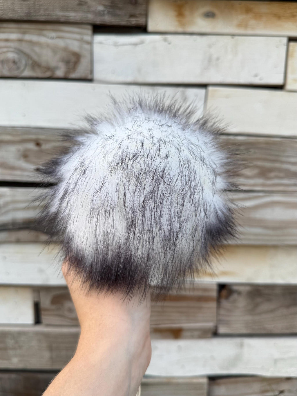 Panda Faux fur Pom Pom