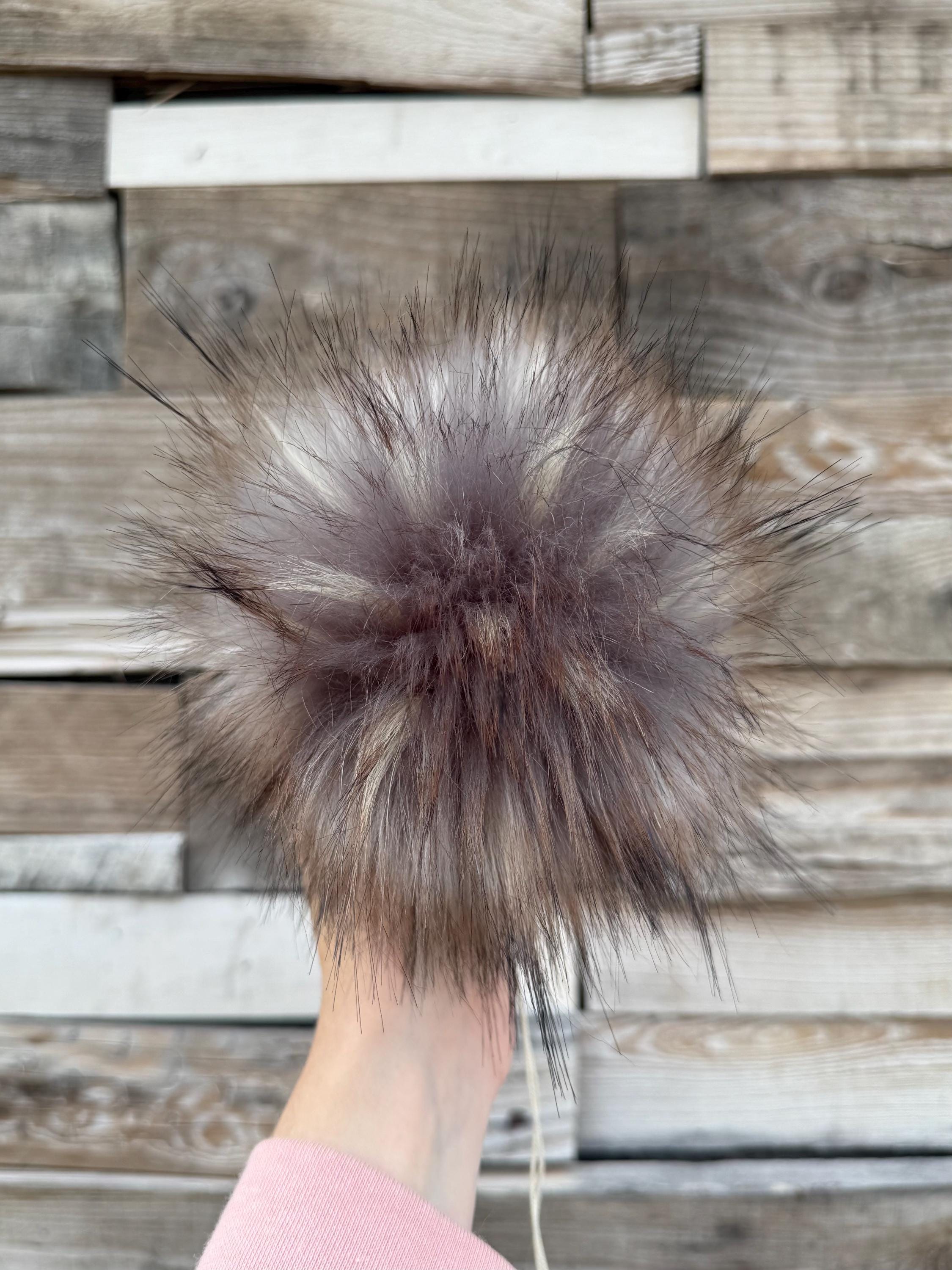 Apollo wolf gray faux fur Pom Pom