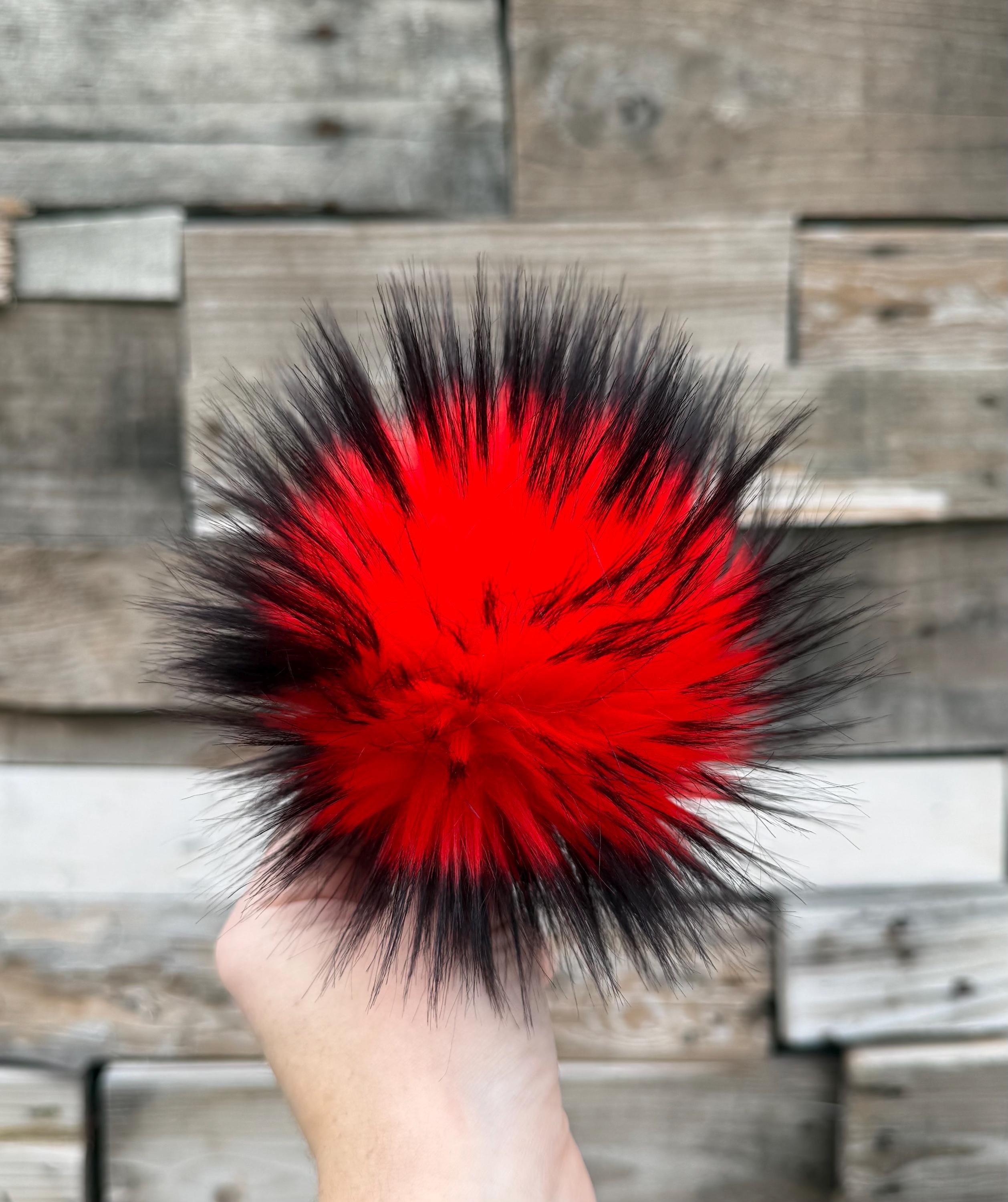Red nights faux fur pom pom