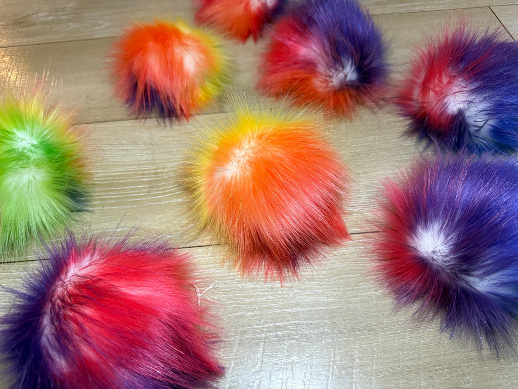 Neon nova faux fur Pom Pom