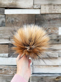 Saber tooth faux fur Pom Pom