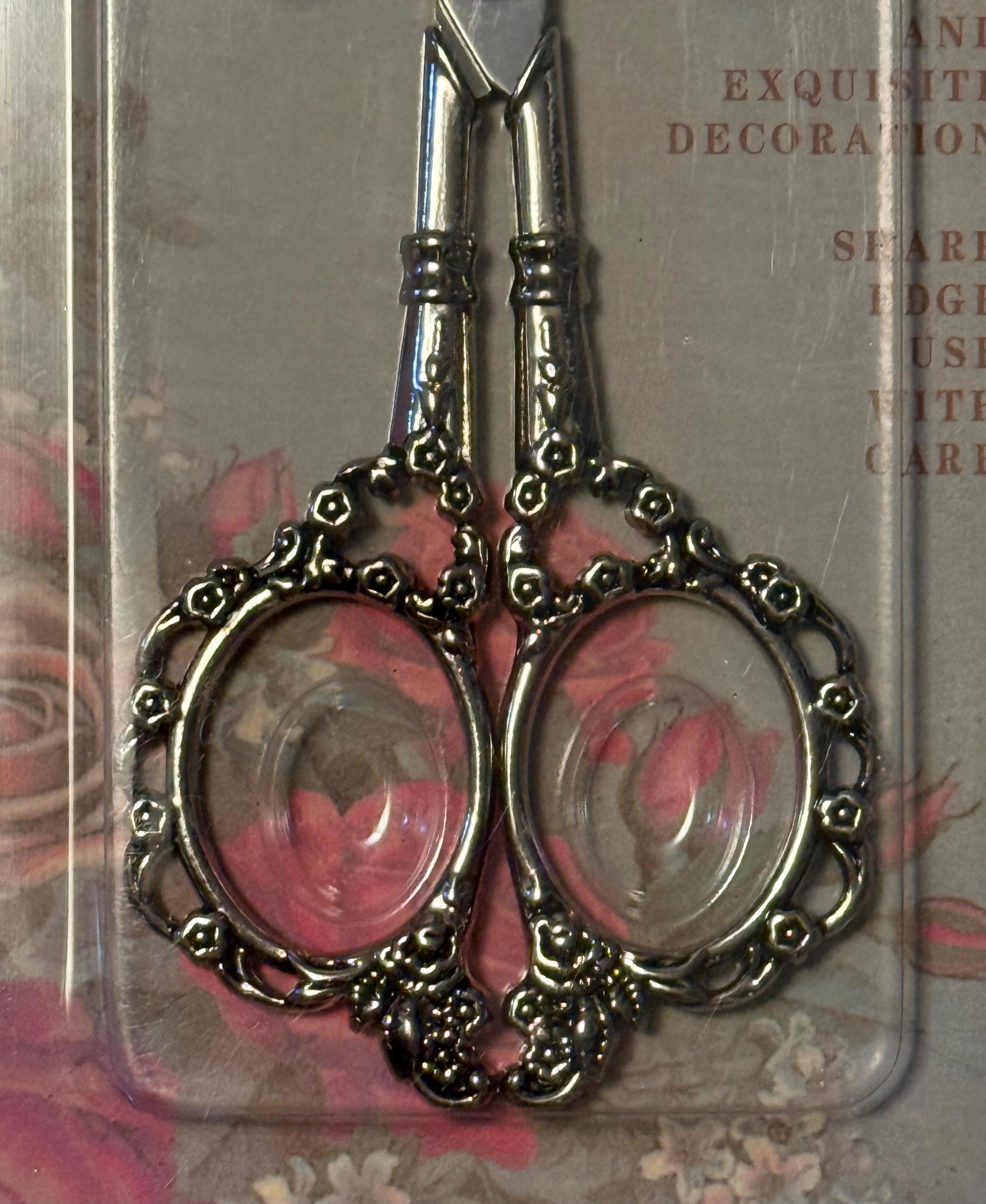 Small crafting scissors, for Pom Pom making, needle gripper, gold, silver, copper