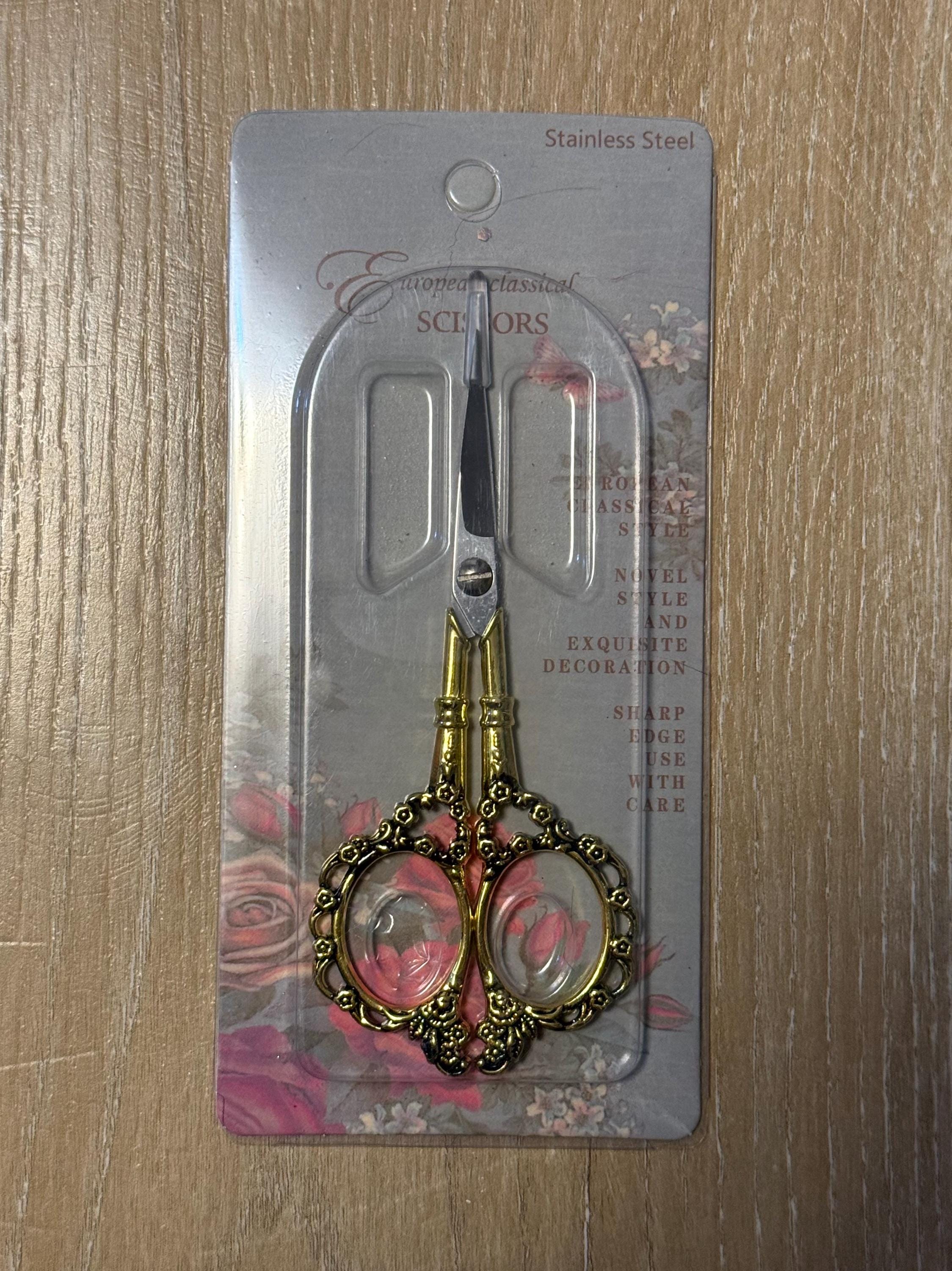 Small crafting scissors, for Pom Pom making, needle gripper, gold, silver, copper