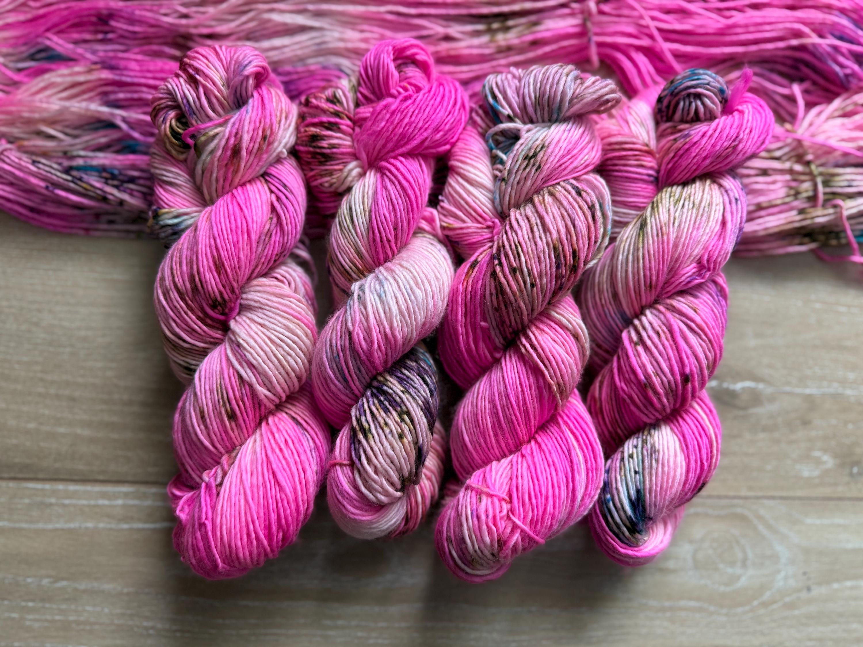 Fuschia hand dyed (worsted/aran) merino wool, superwash yarn, pink, hank of yarn , for knit crochet