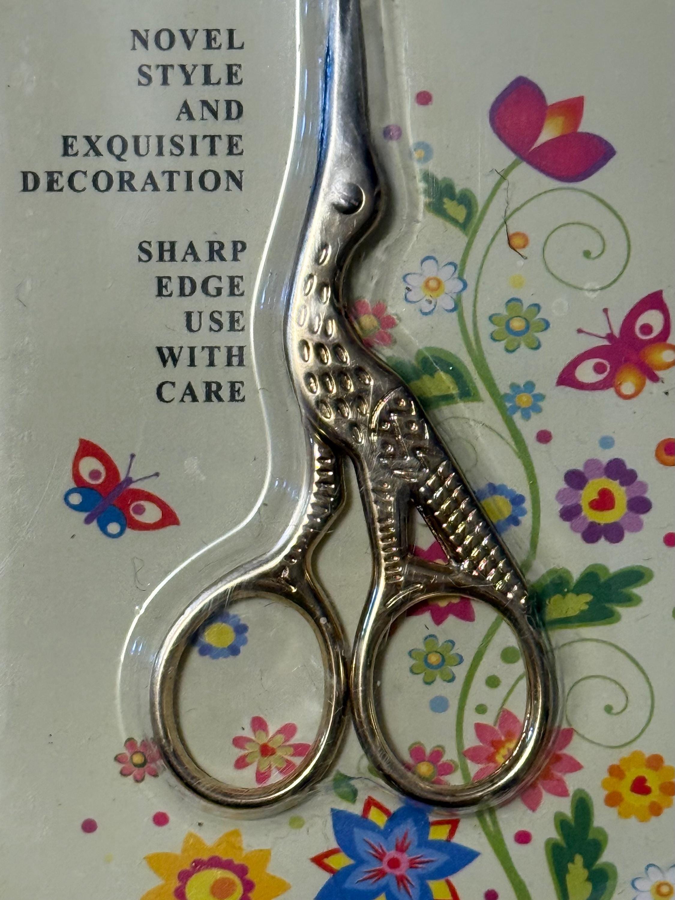 Small crafting scissors, for Pom Pom making, needle gripper, gold, silver, rainbow