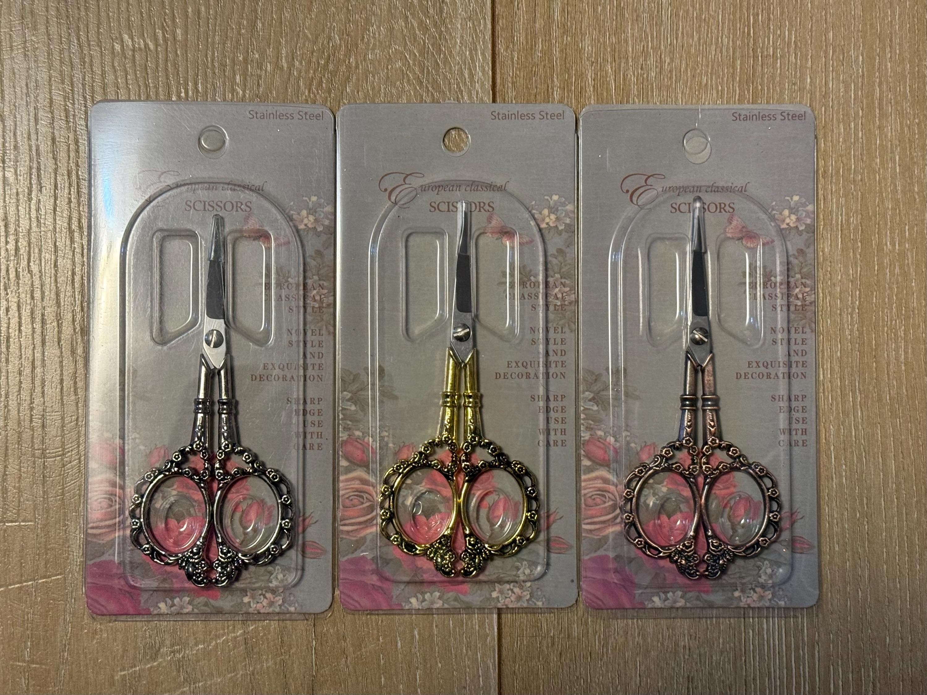 Small crafting scissors, for Pom Pom making, needle gripper, gold, silver, copper