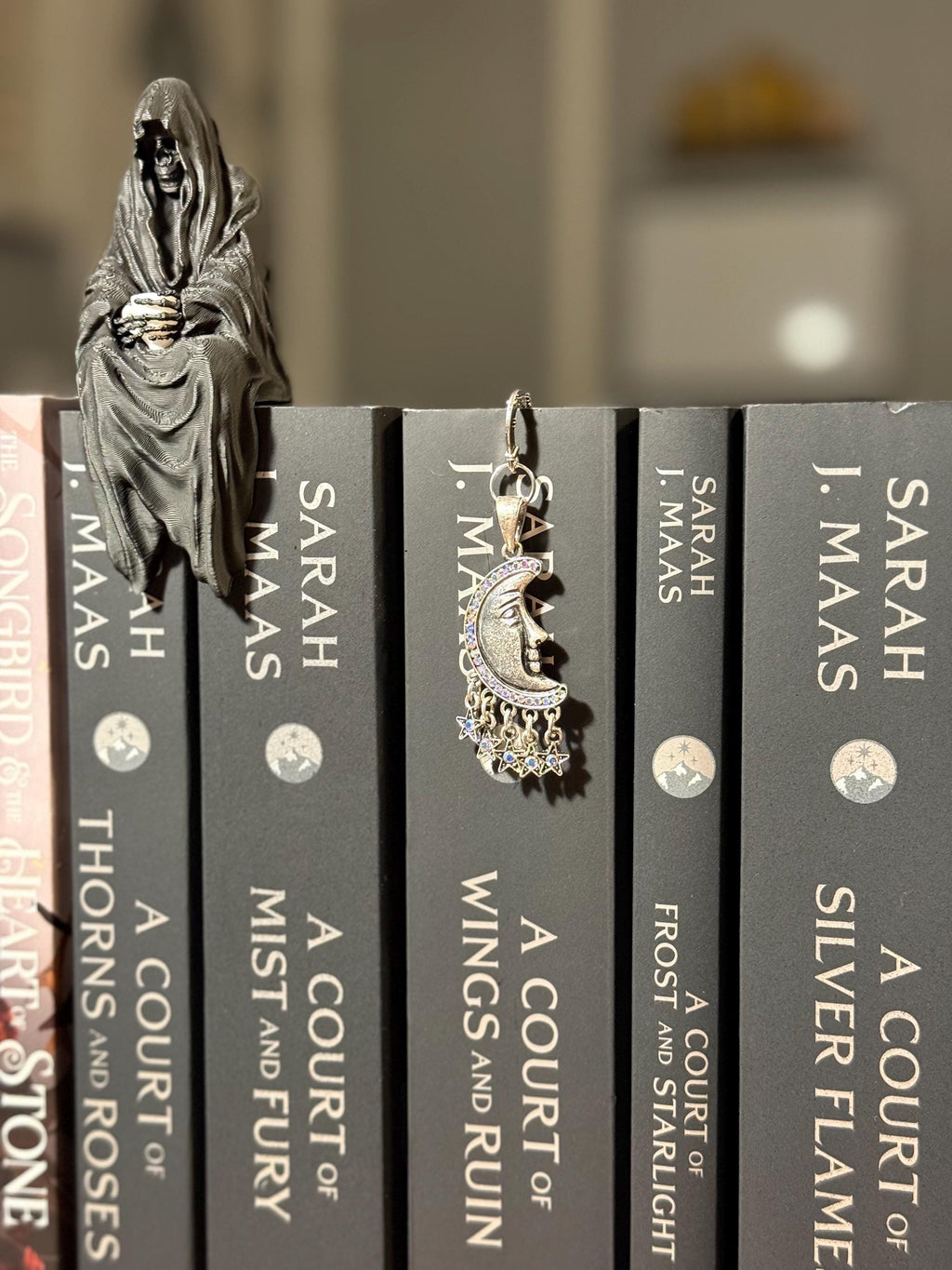 Moon and stars handmade metal bookmark, gold plated, booktok, bookstagram, silver plated, Acotar, tog, quicksilver, housemaid, star,