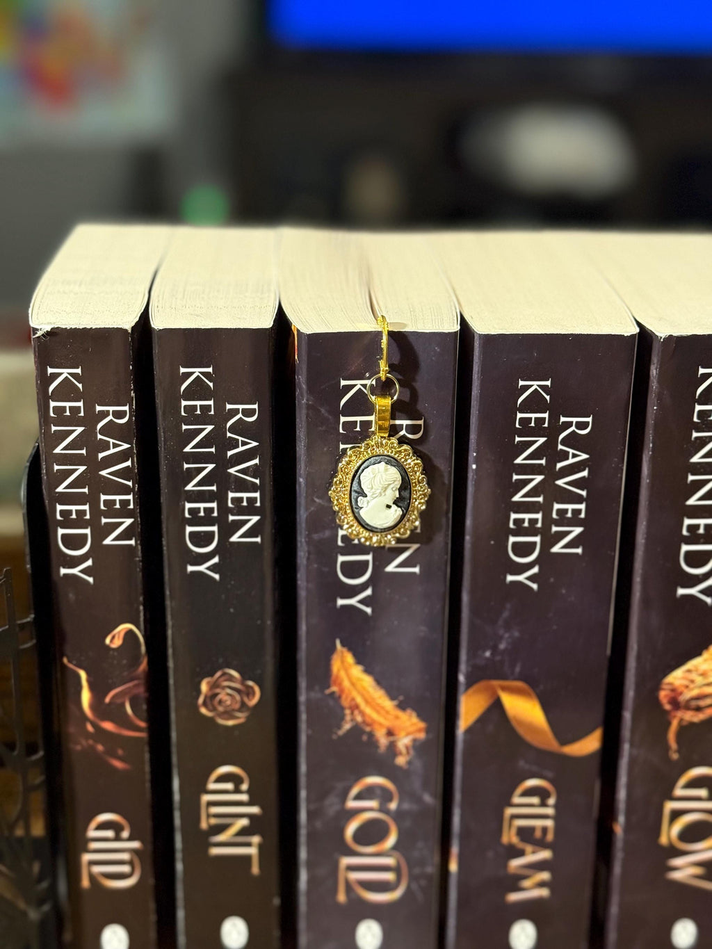 Handmade metal bookmark, gold plated, booktok, bookstagram, silver plated, Acotar, tog, quicksilver, housemaid, star,