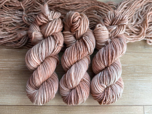 Cashmere fog bulky hand dyed bulky merino wool, 109 yard, 5 weight, semi solid, multicolor, indie dye, superwash