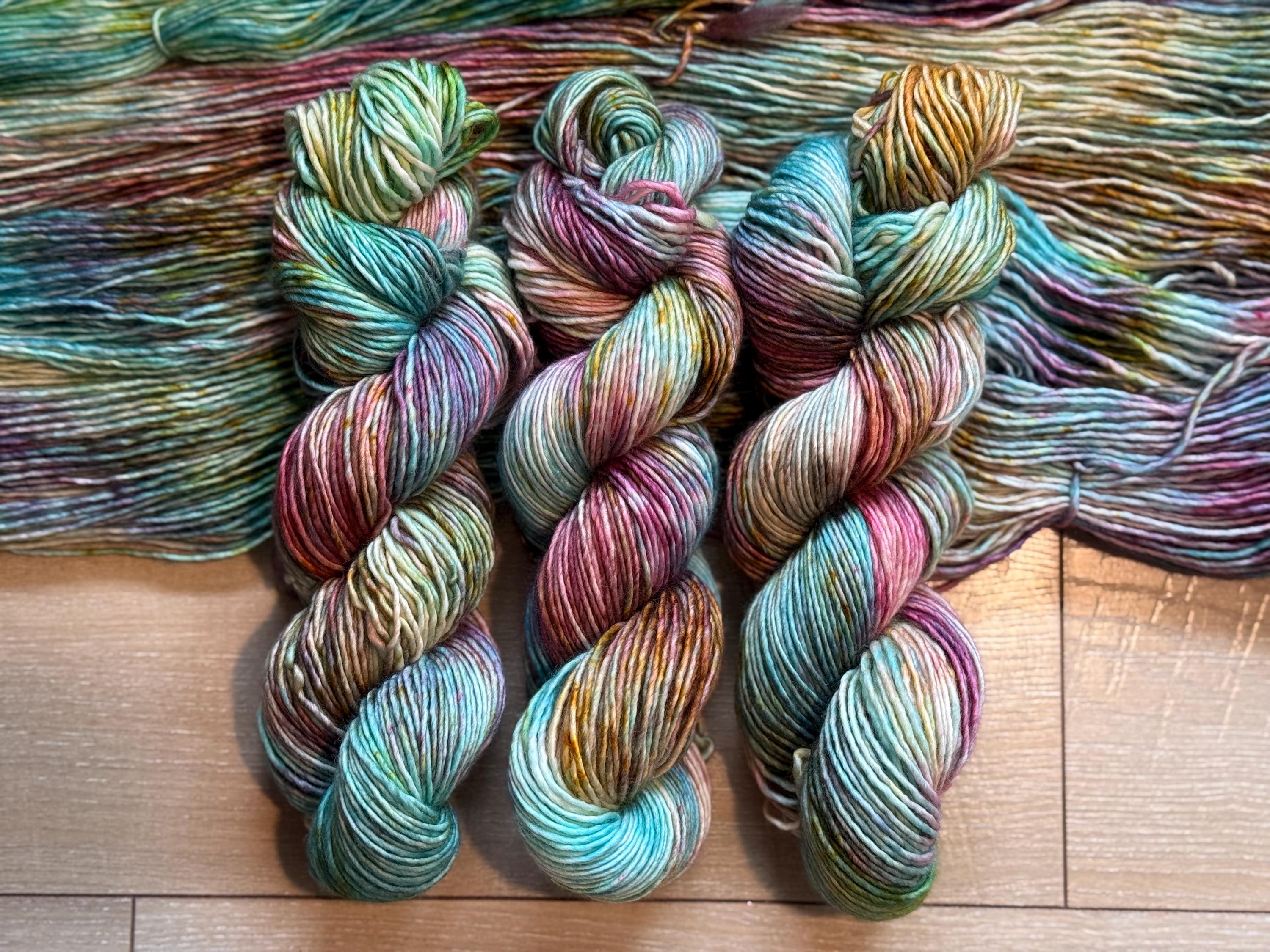 Peacock dyed (worsted/aran) merino wool, superwash yarn, teal purple gold, hank of yarn , for knit crochet