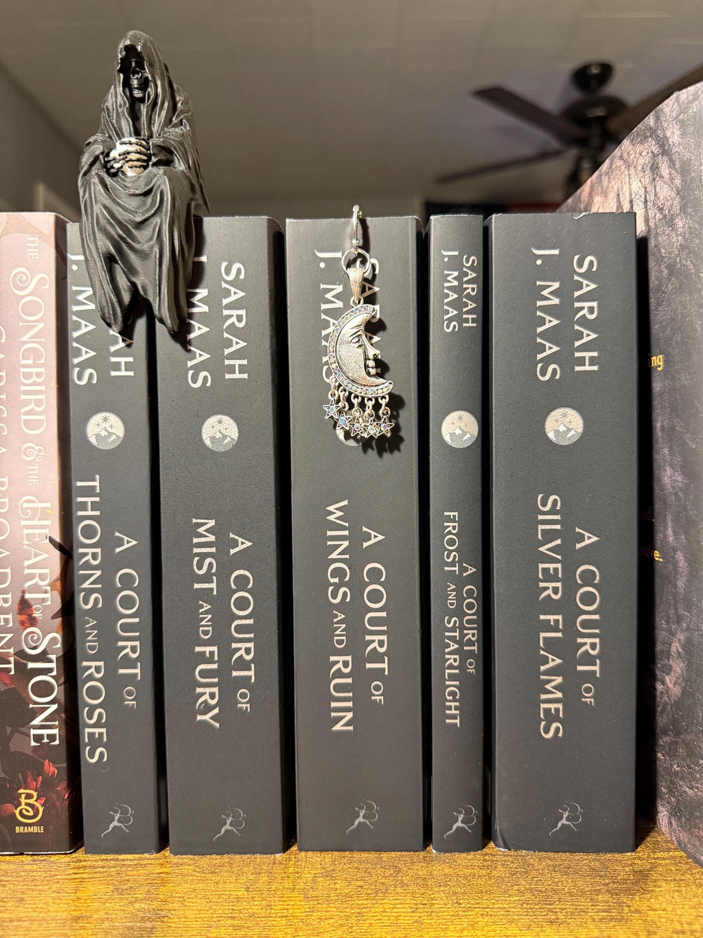 Moon and stars handmade metal bookmark, gold plated, booktok, bookstagram, silver plated, Acotar, tog, quicksilver, housemaid, star,